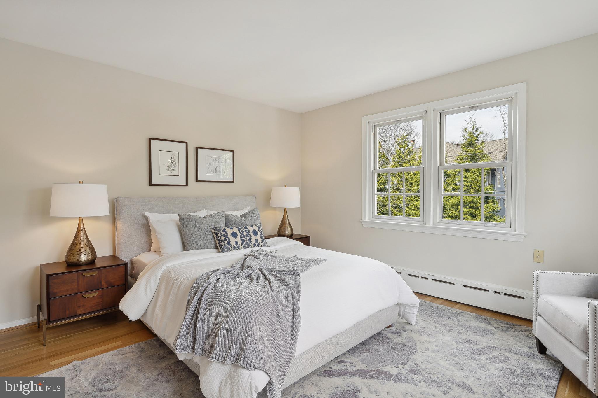 CHEVY CHASE VILLAGE - Residential