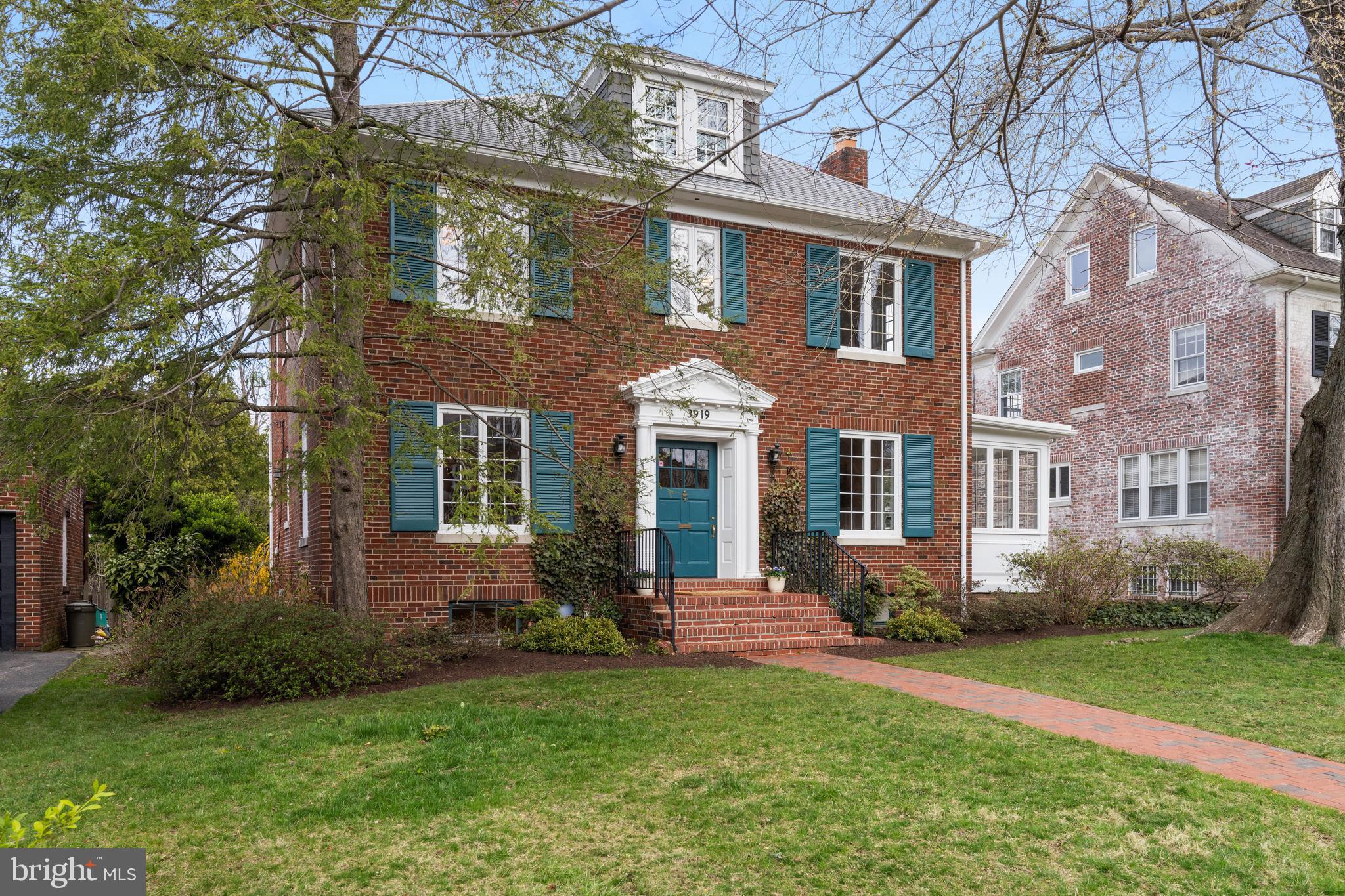 CHEVY CHASE VILLAGE - Residential