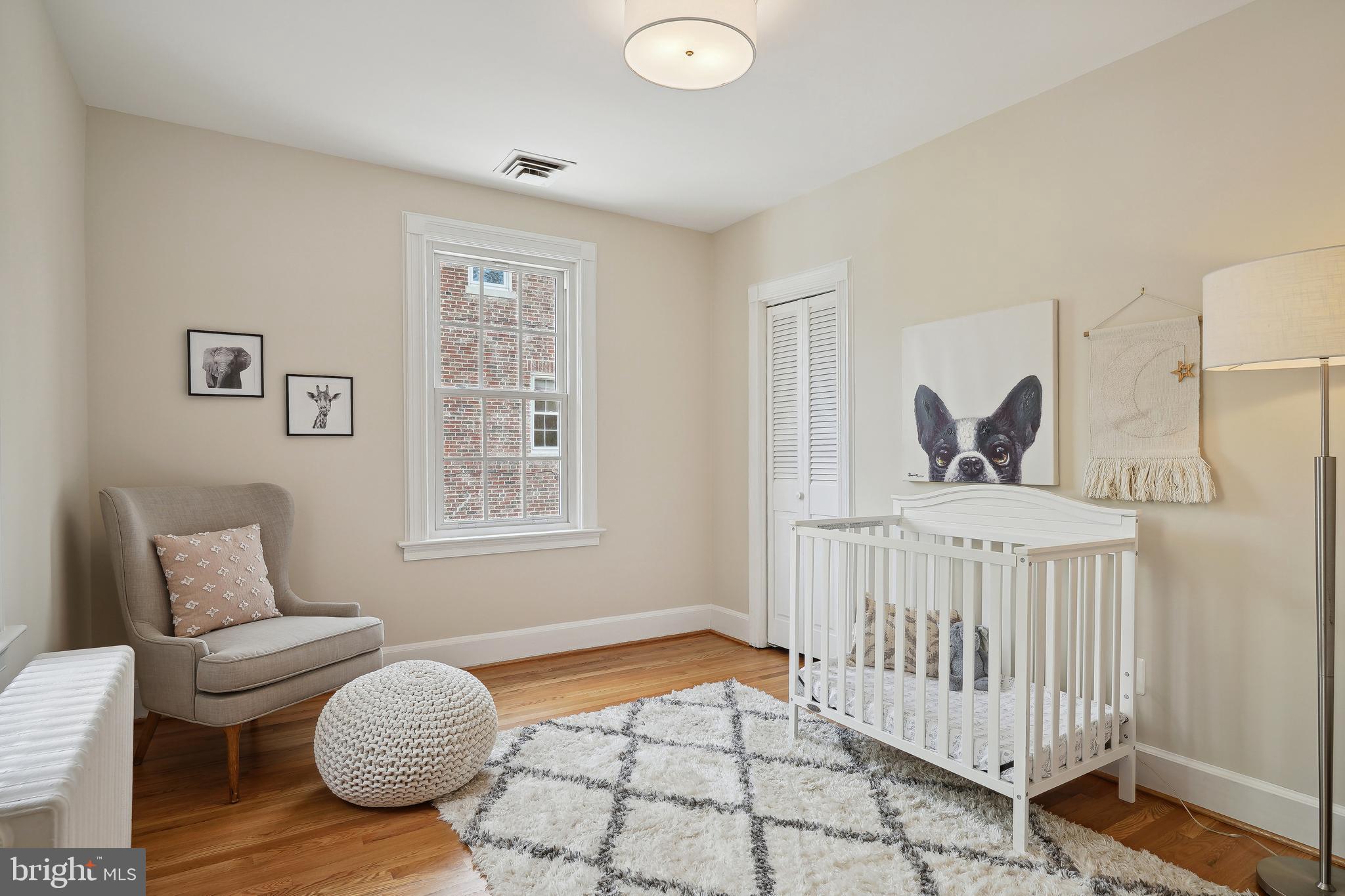 CHEVY CHASE VILLAGE - Residential