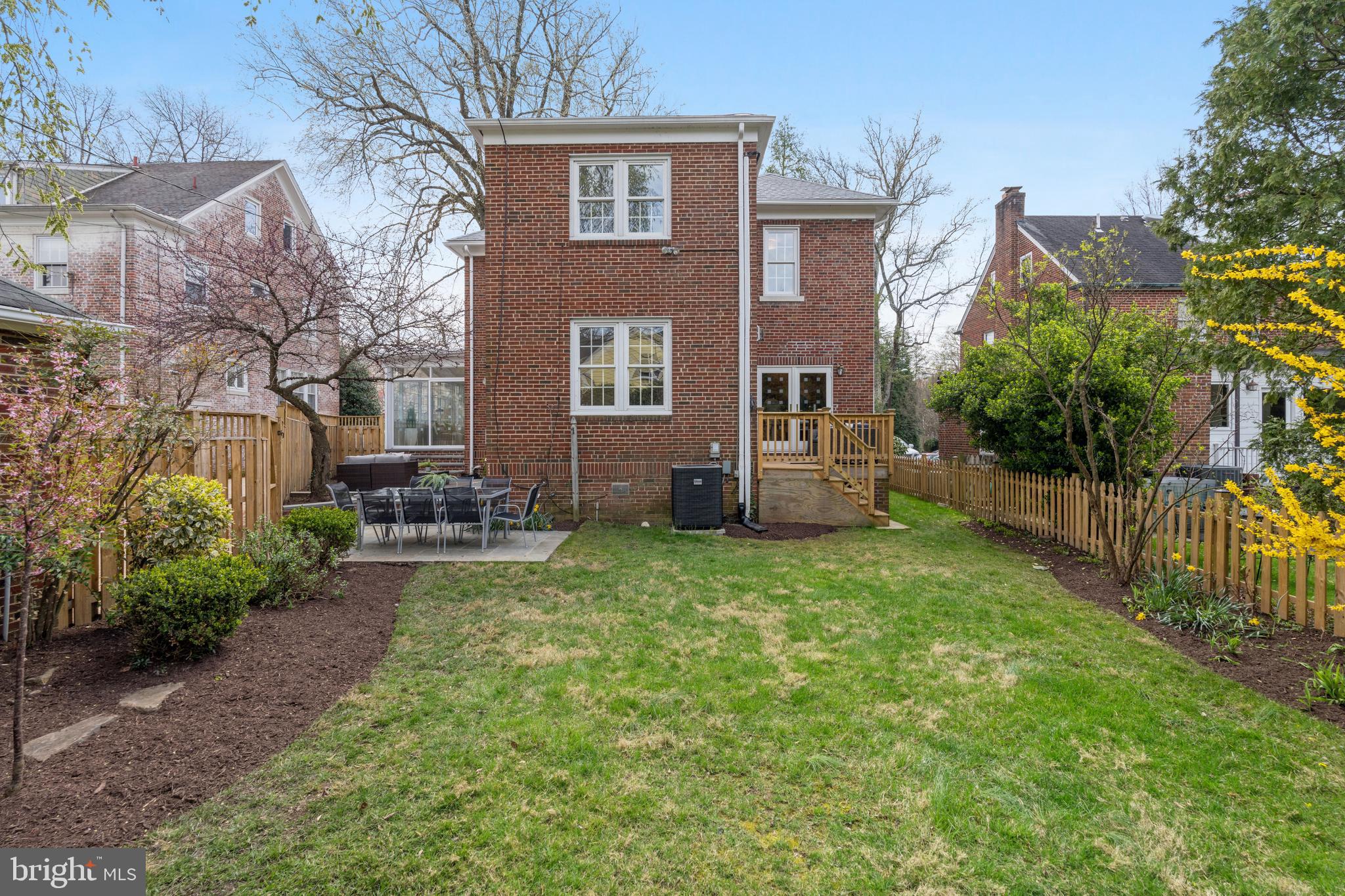 CHEVY CHASE VILLAGE - Residential