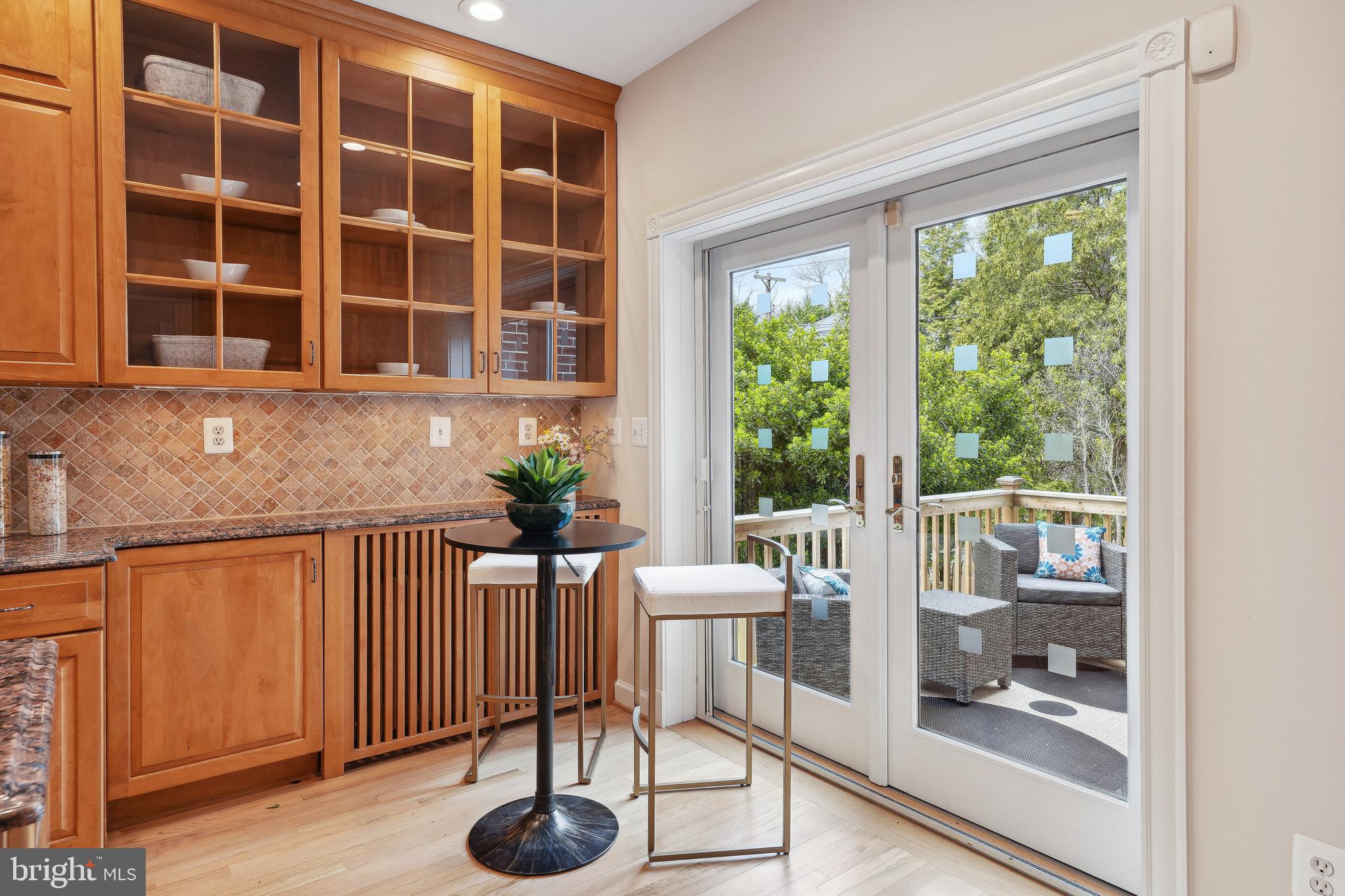 CHEVY CHASE VILLAGE - Residential