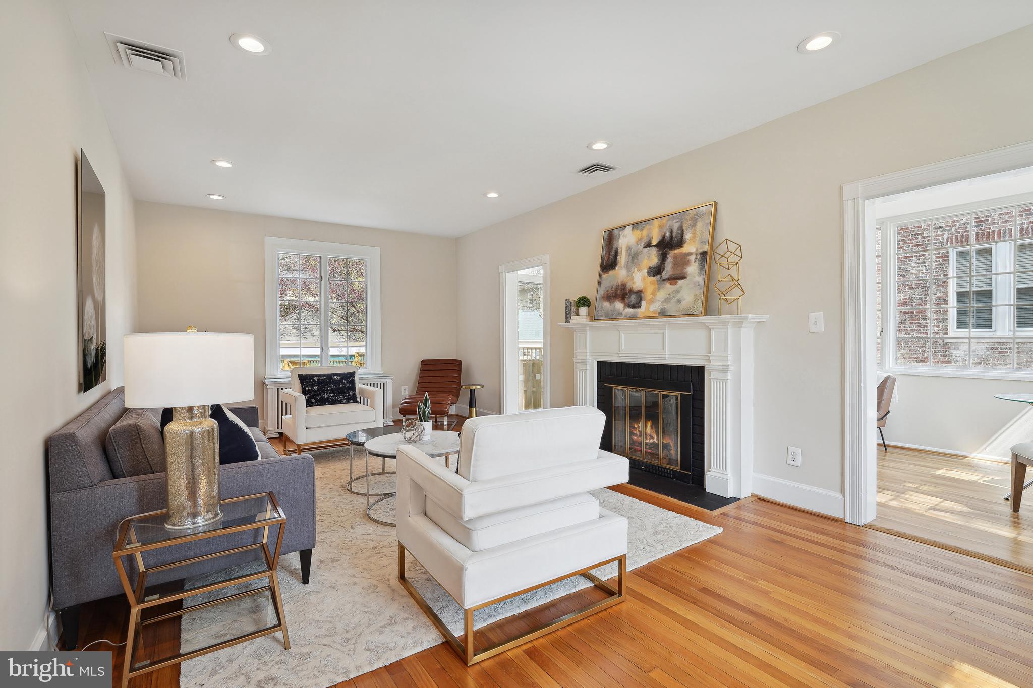 CHEVY CHASE VILLAGE - Residential