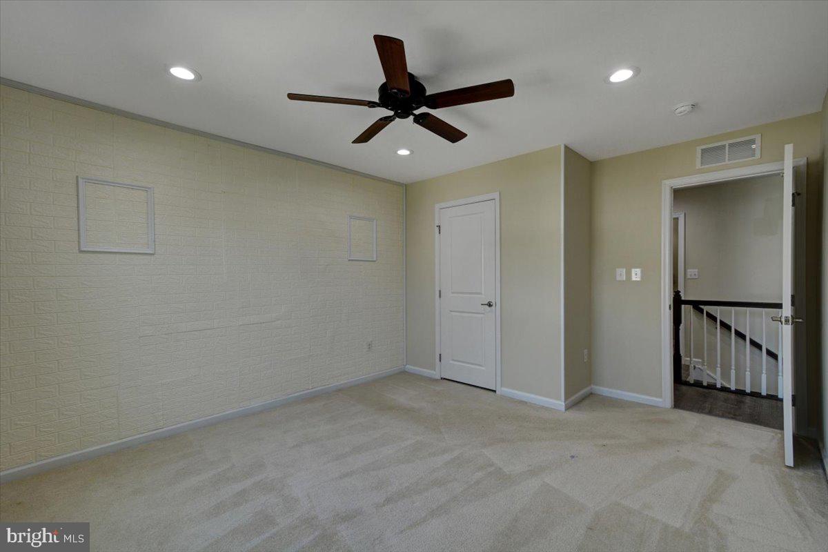 EAGLES REST - Residential