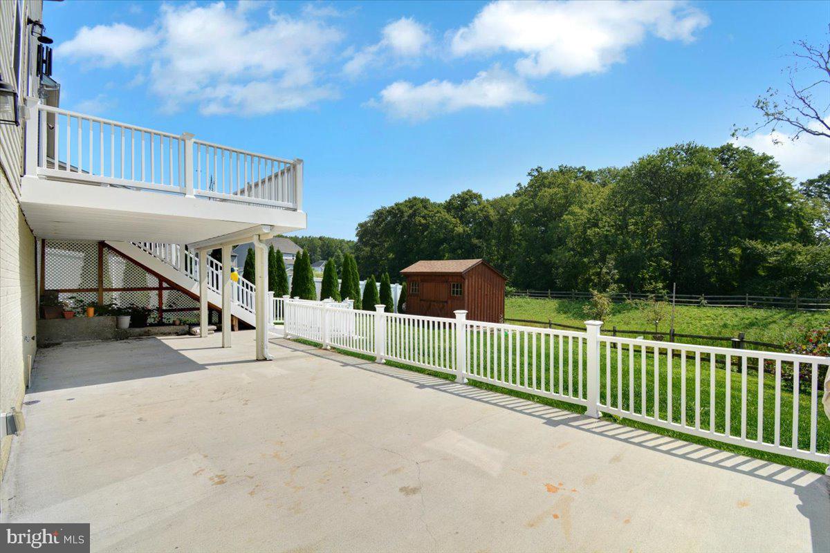 EAGLES REST - Residential