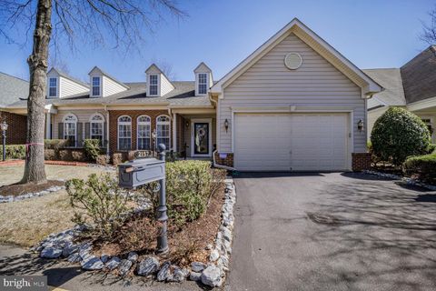 2157 VITTORIA COURT 44 BOWIE MD 20721