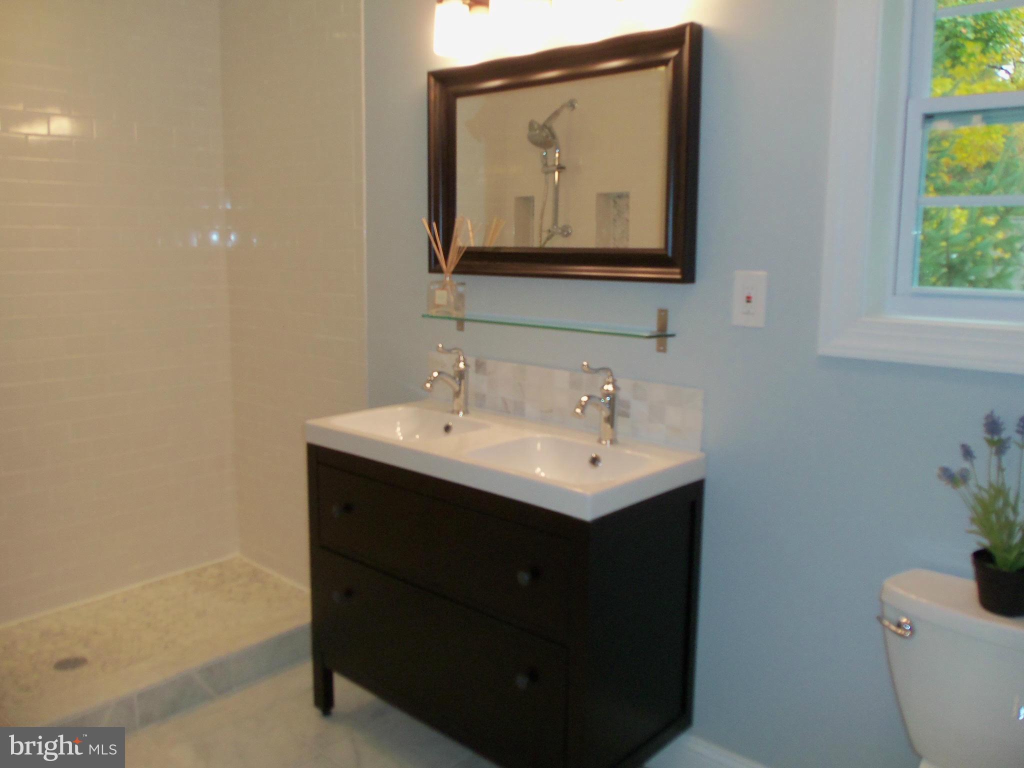 HOMEWOOD - Residential