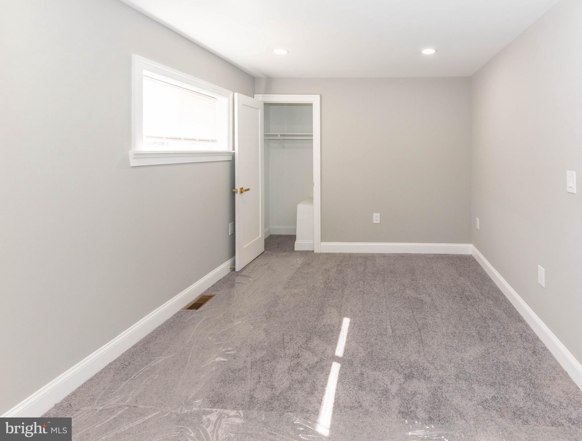 TWIN RIVER BEACH - Residential