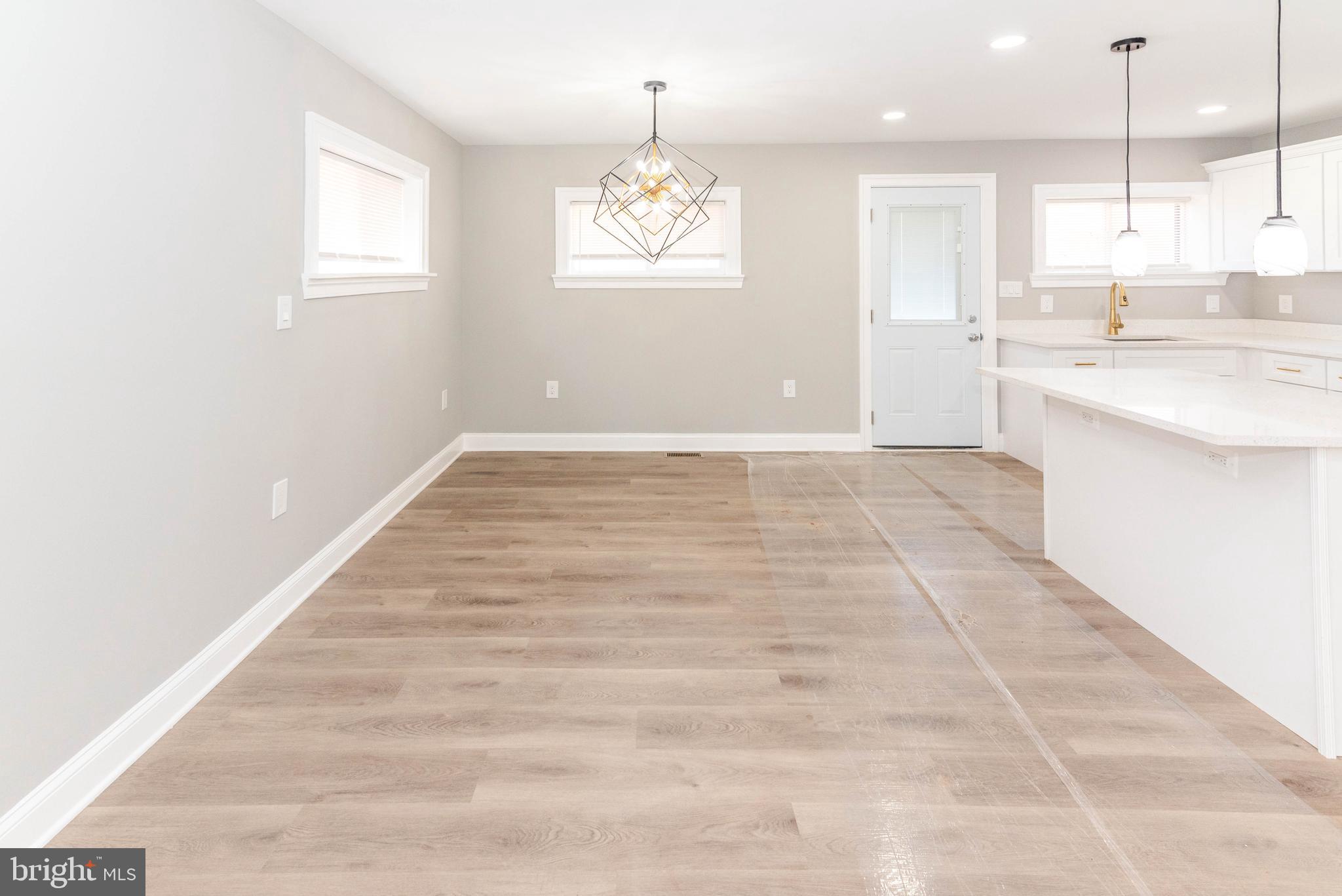 TWIN RIVER BEACH - Residential