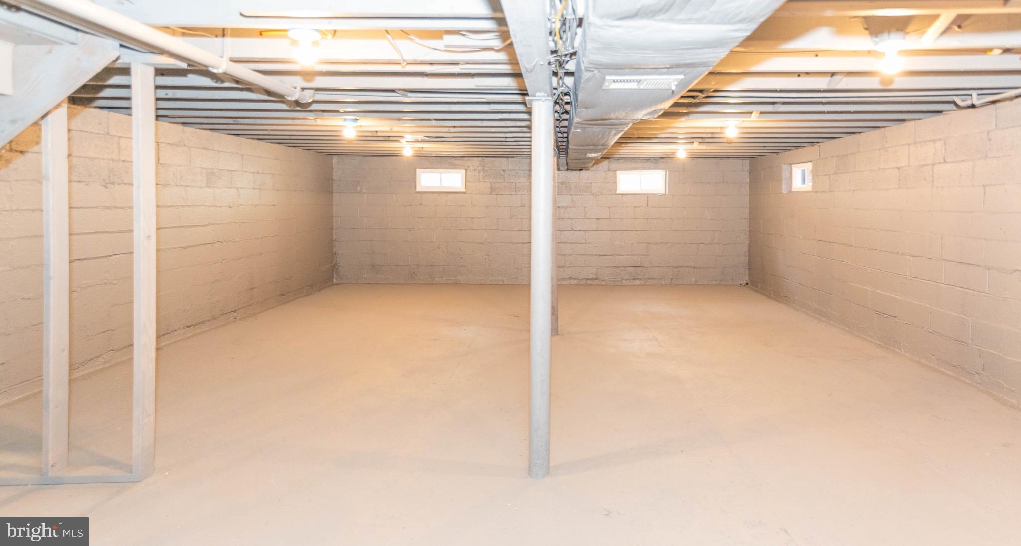 TWIN RIVER BEACH - Residential