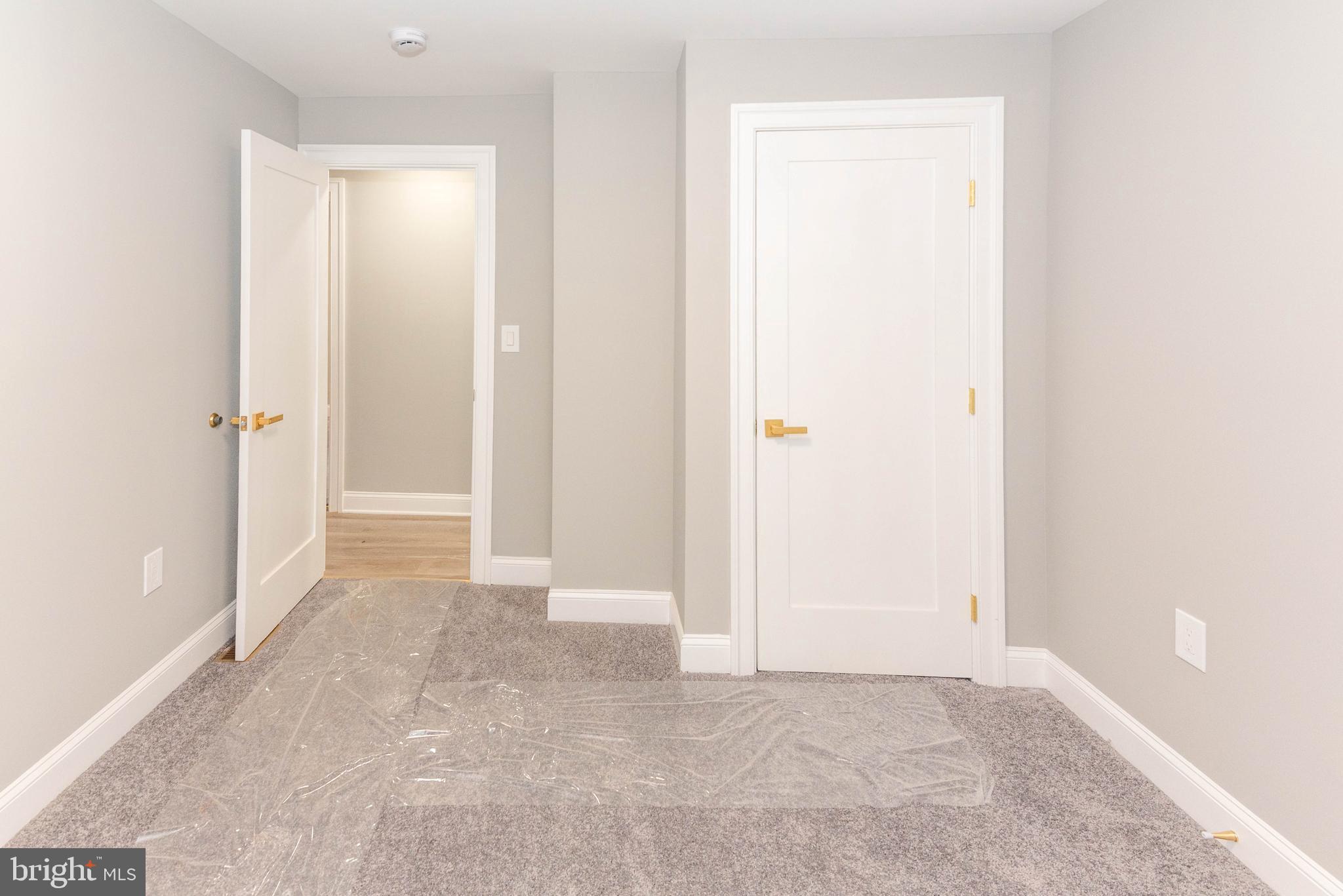 TWIN RIVER BEACH - Residential