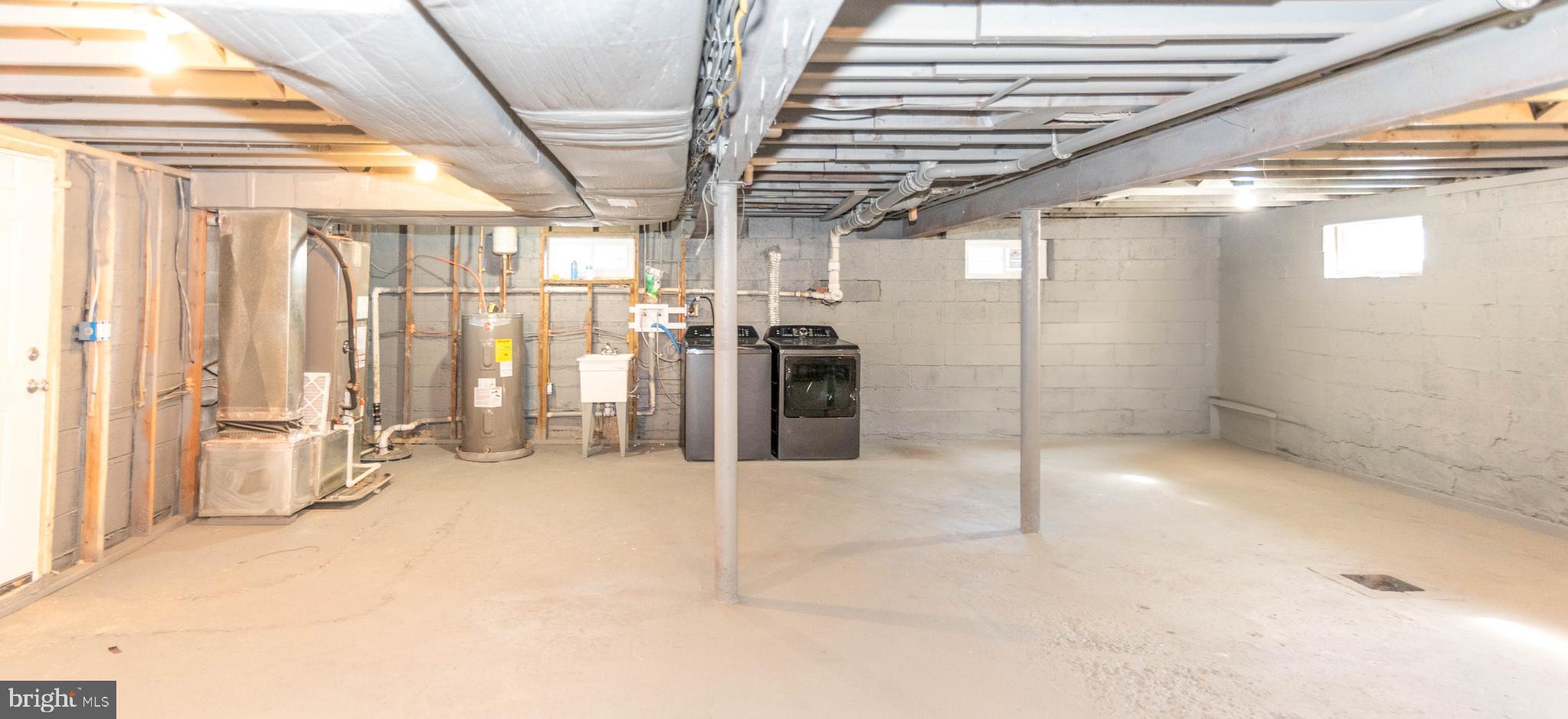 TWIN RIVER BEACH - Residential