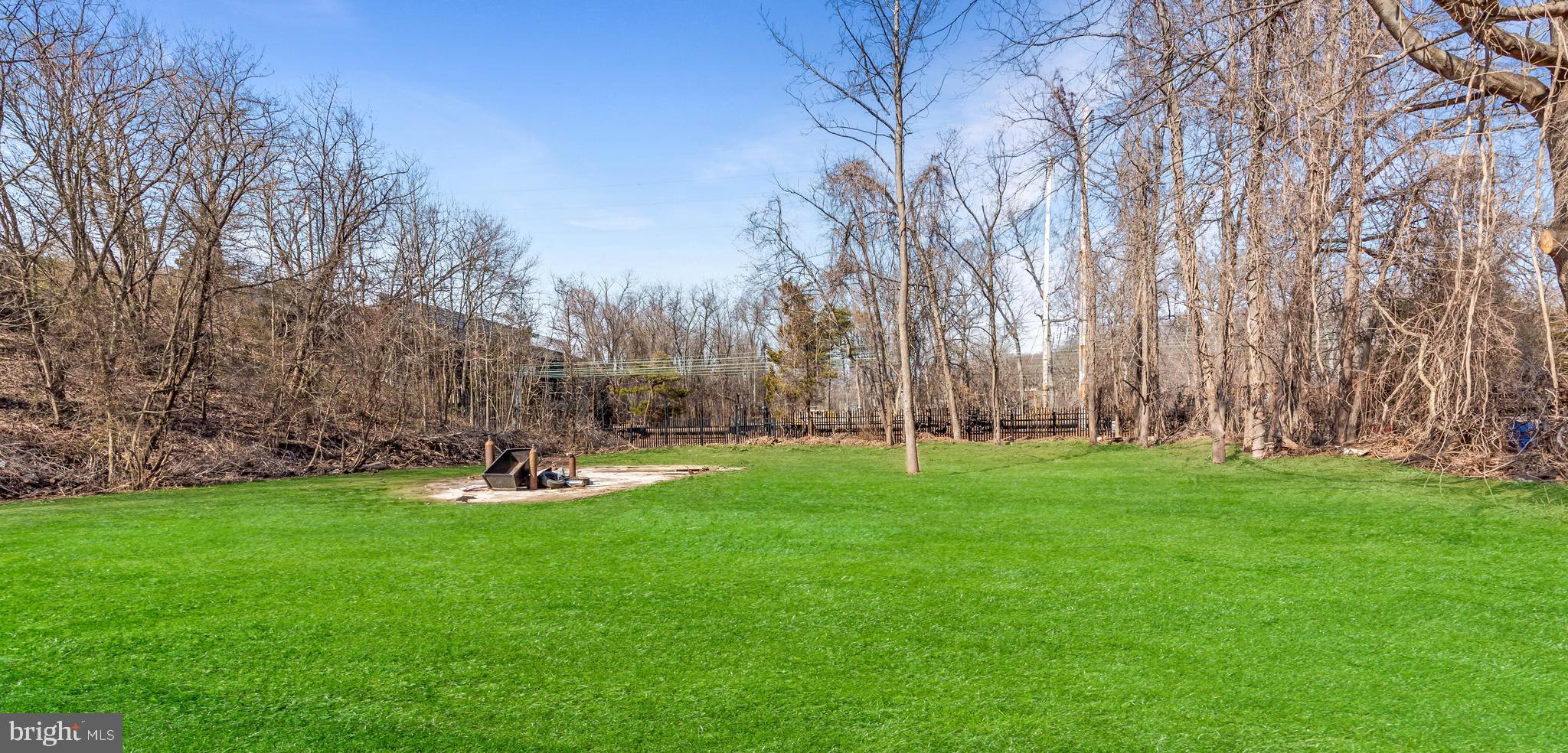 TWIN RIVER BEACH - Residential