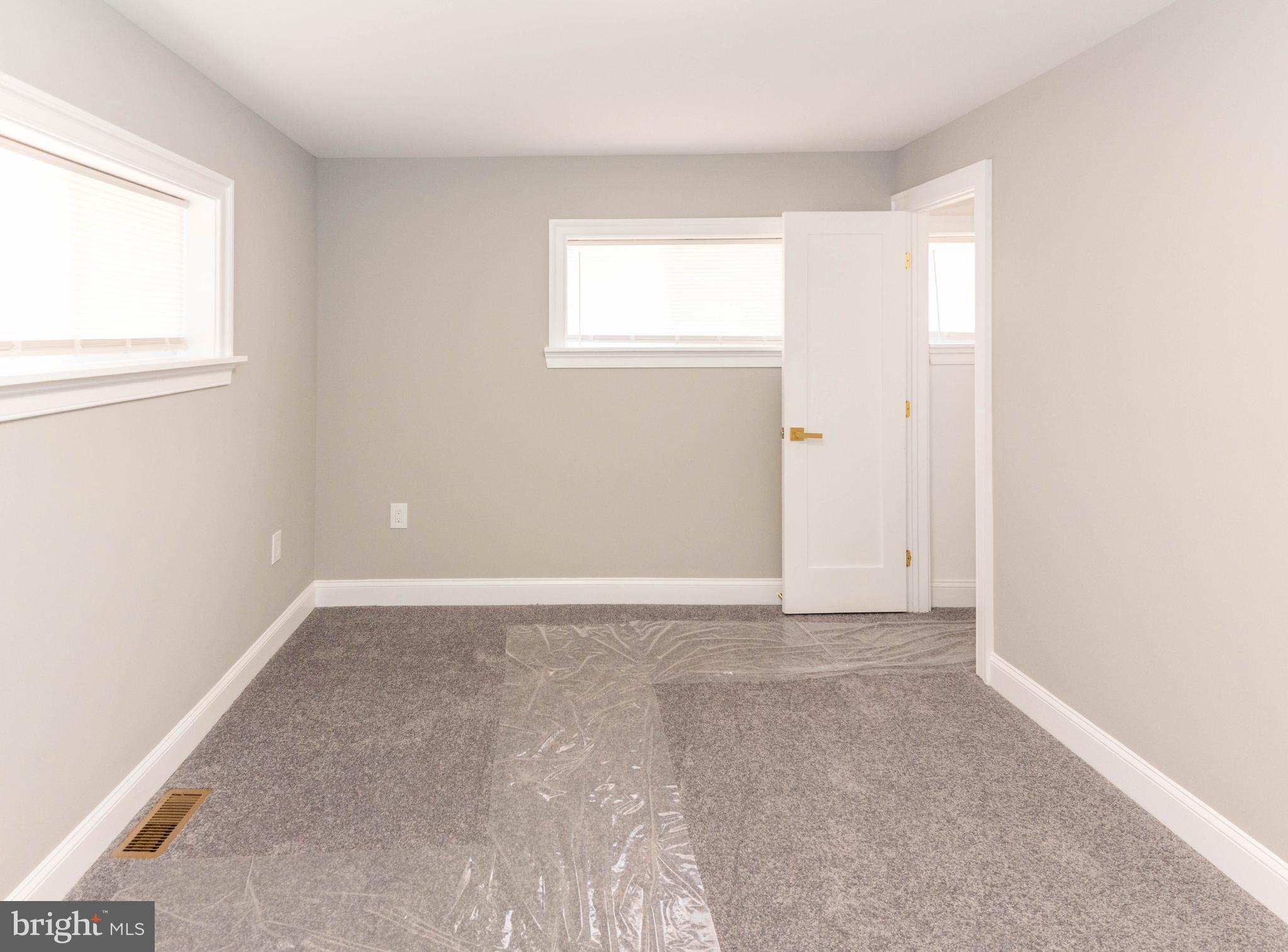 TWIN RIVER BEACH - Residential