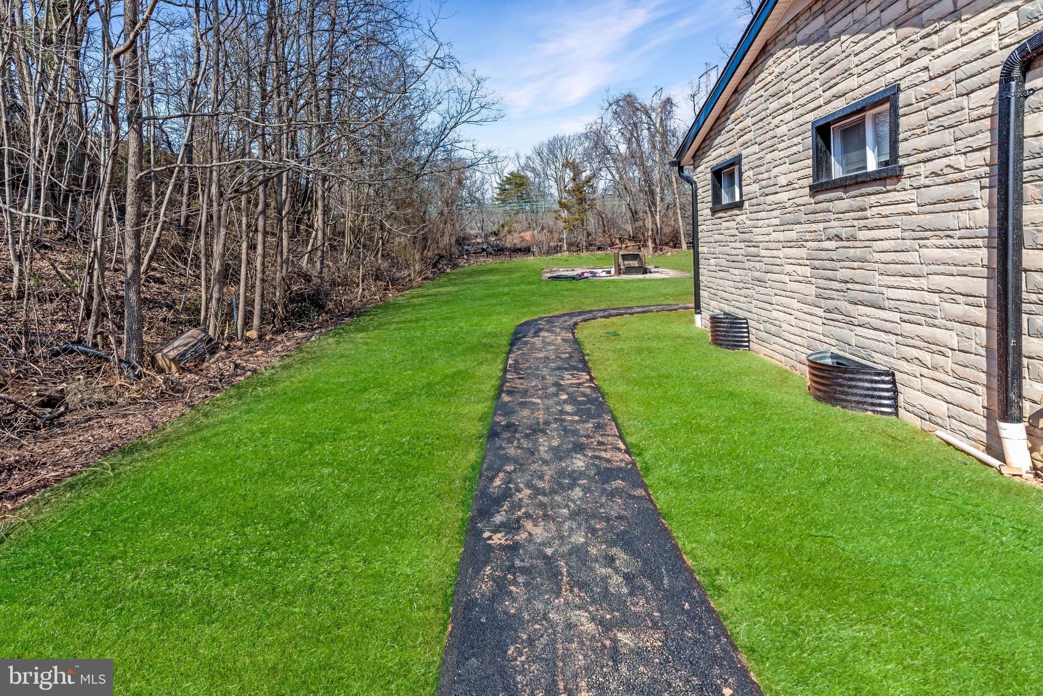 TWIN RIVER BEACH - Residential