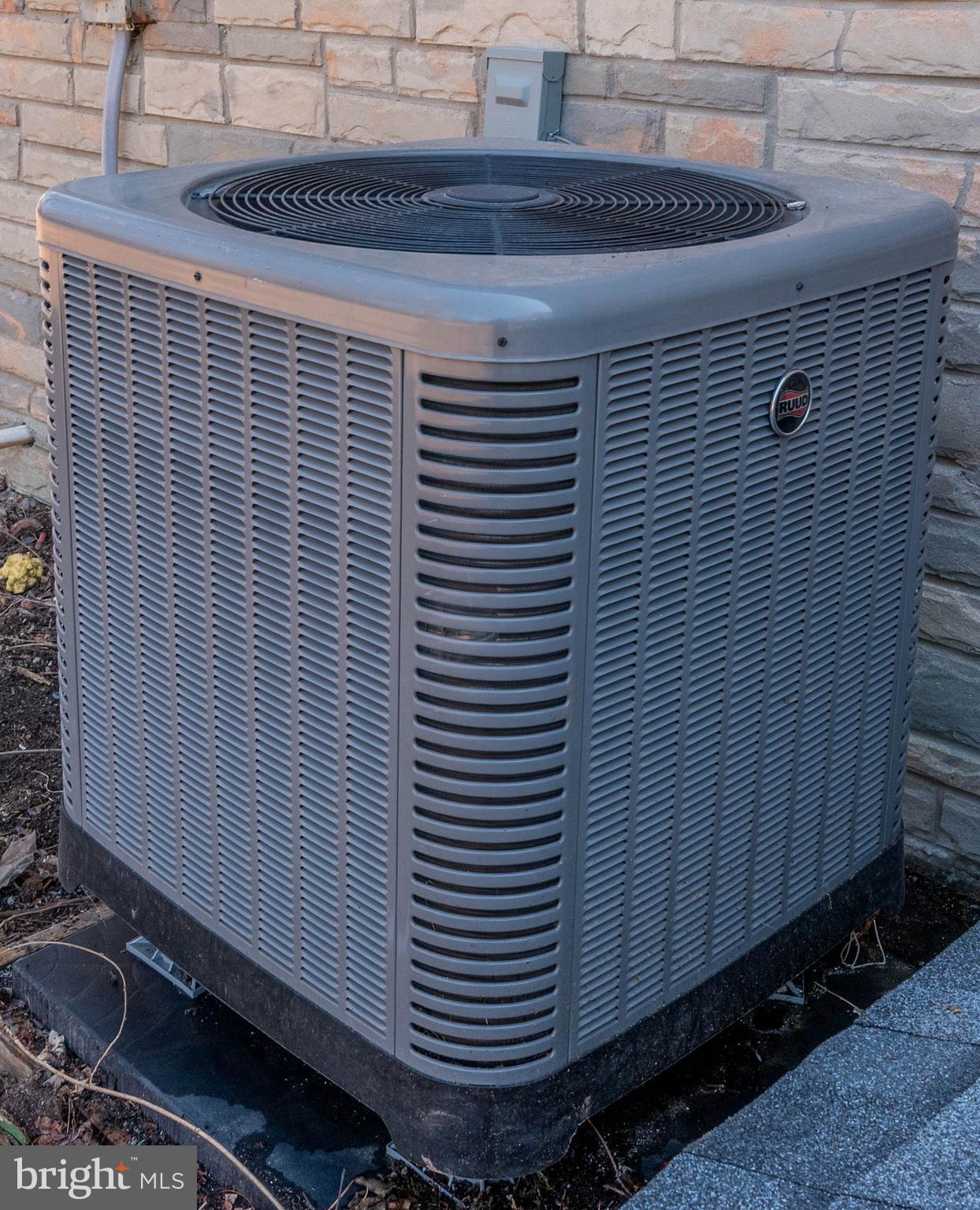 TWIN RIVER BEACH - Residential