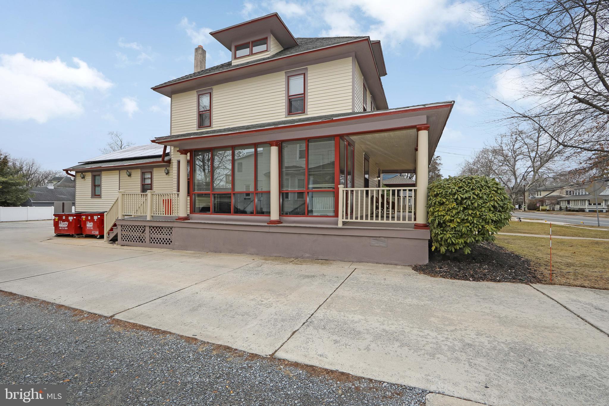318 WHITE HORSE PIKE