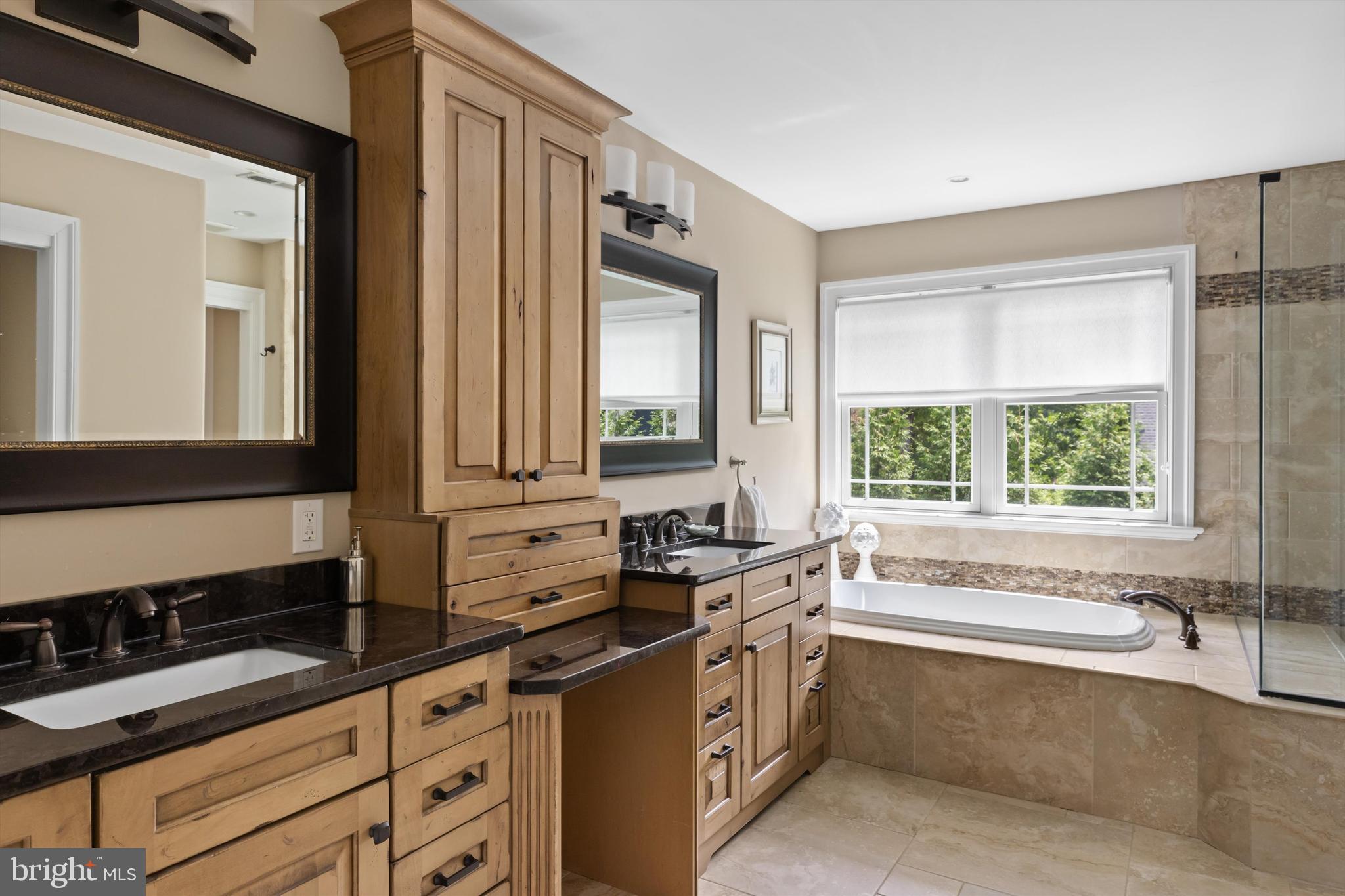 DOYLESTOWN BORO - Residential