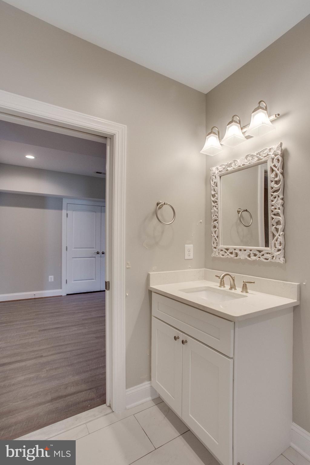 ROCK ISLAND LANDING - Residential