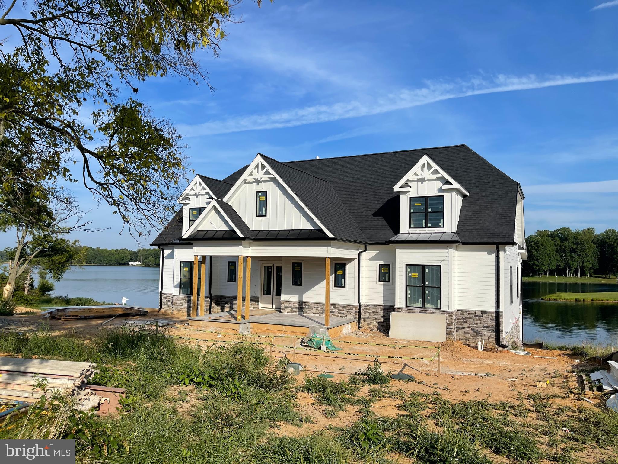 ROCK ISLAND LANDING - Residential