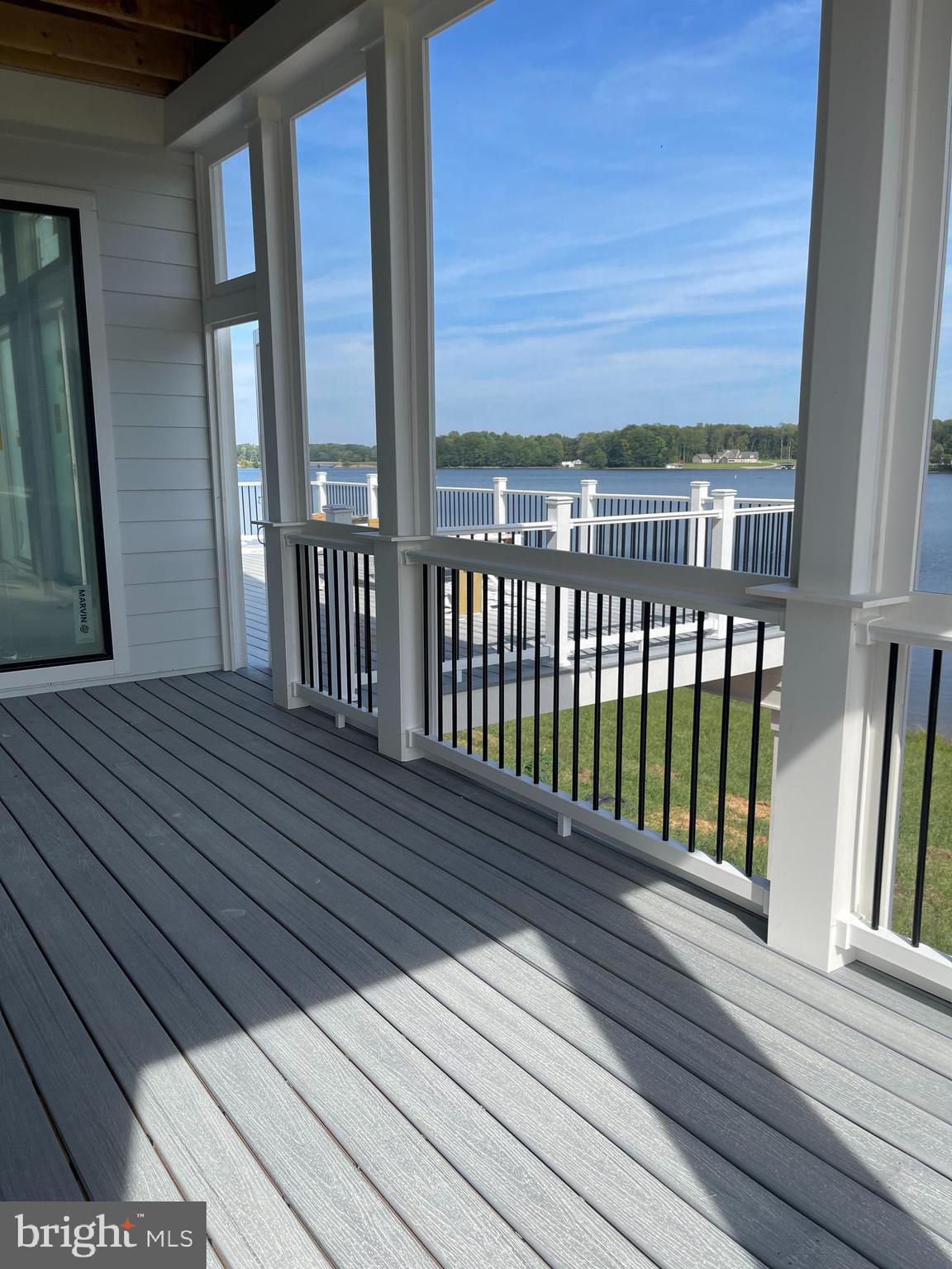 ROCK ISLAND LANDING - Residential