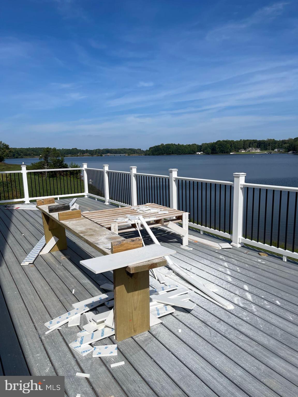 ROCK ISLAND LANDING - Residential