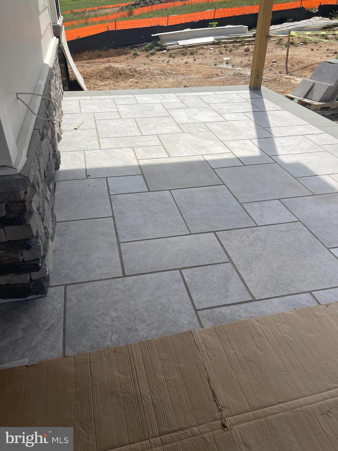 ROCK ISLAND LANDING - Residential