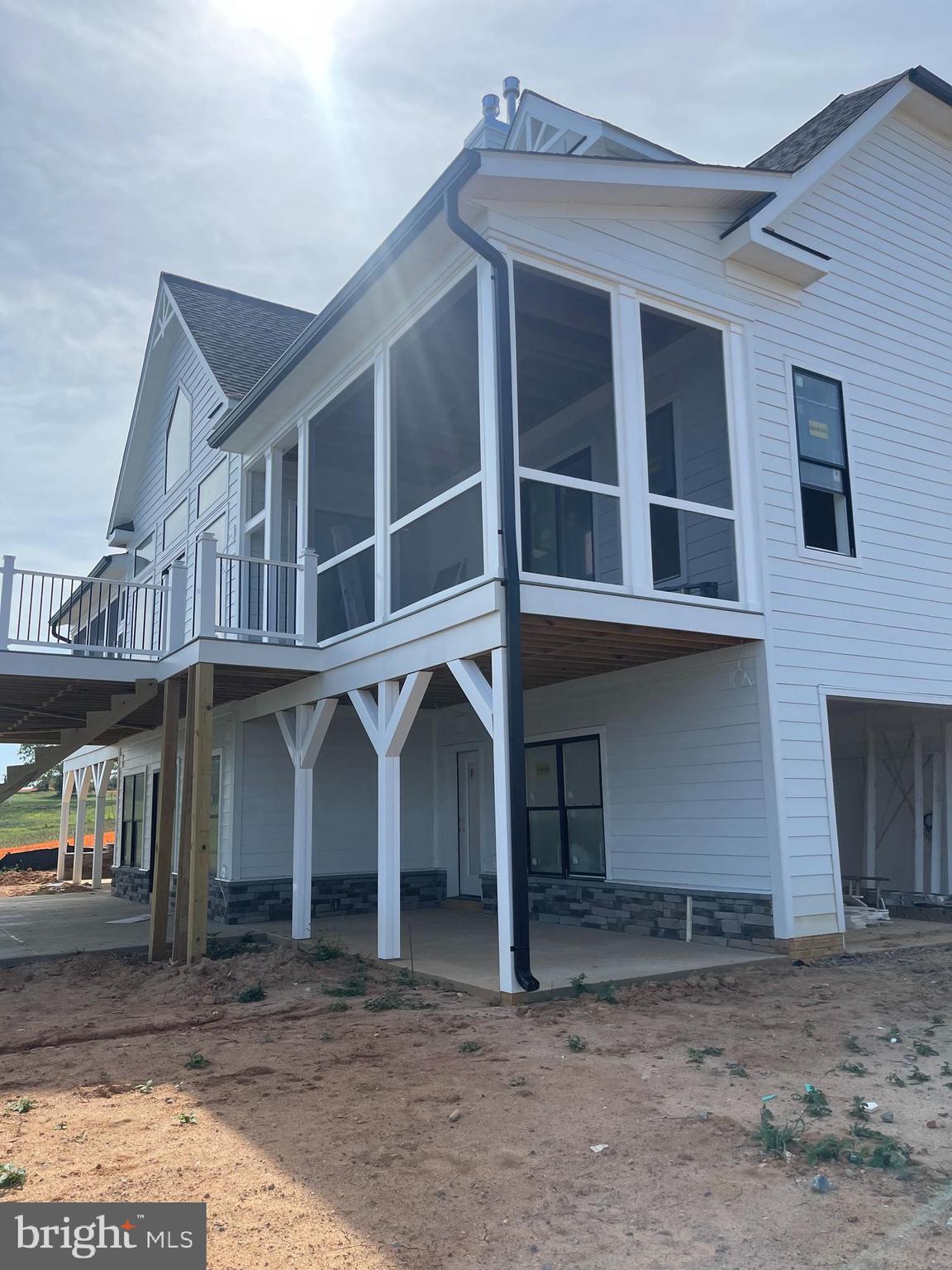 ROCK ISLAND LANDING - Residential