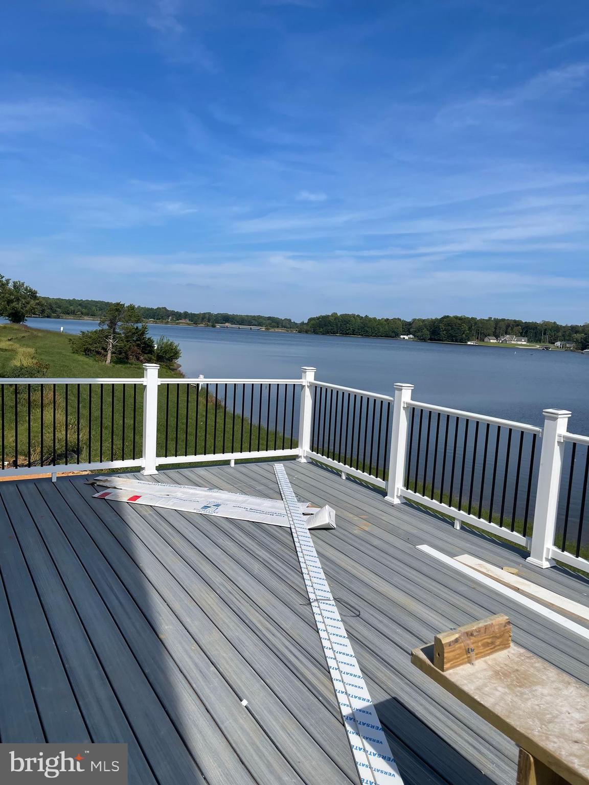 ROCK ISLAND LANDING - Residential