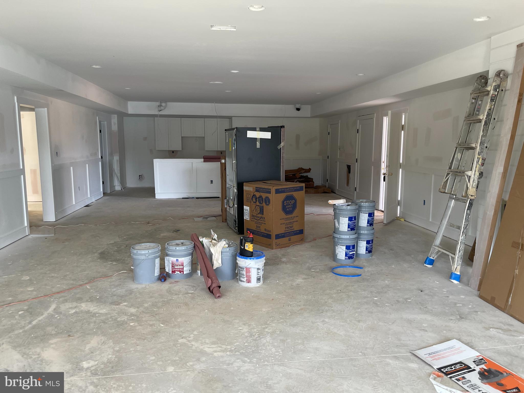 ROCK ISLAND LANDING - Residential