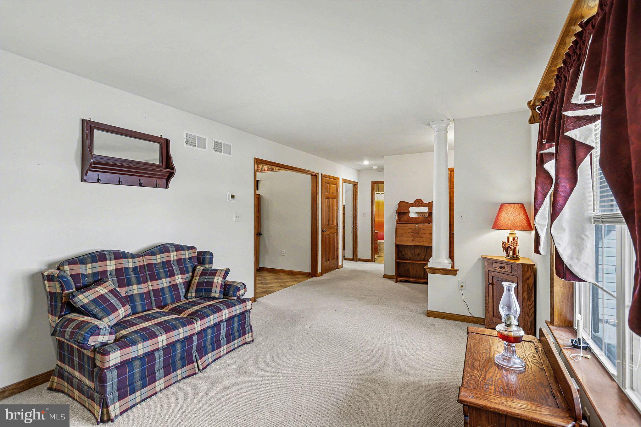 EAST EARL TWP - Residential