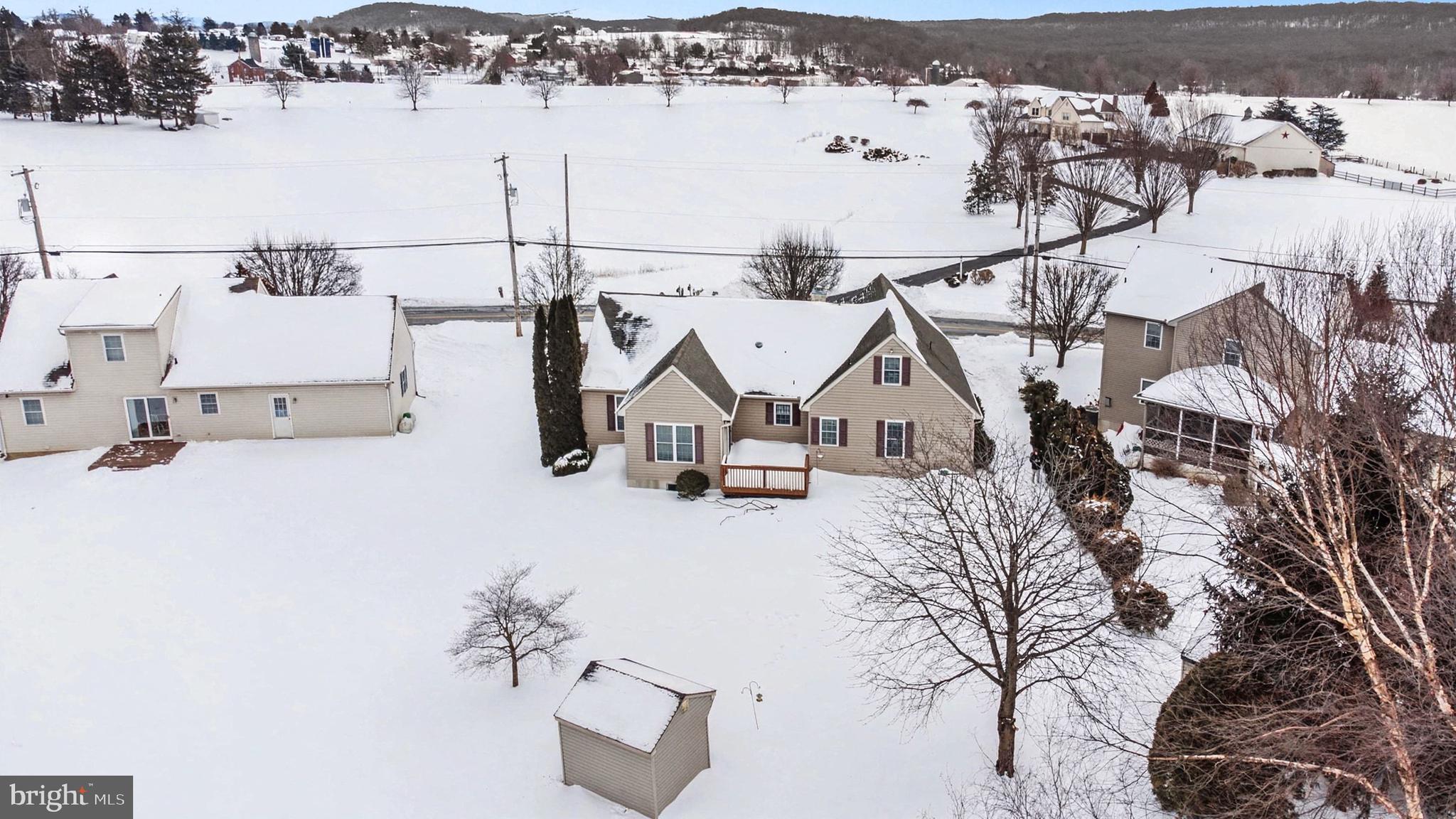 EAST EARL TWP - Residential