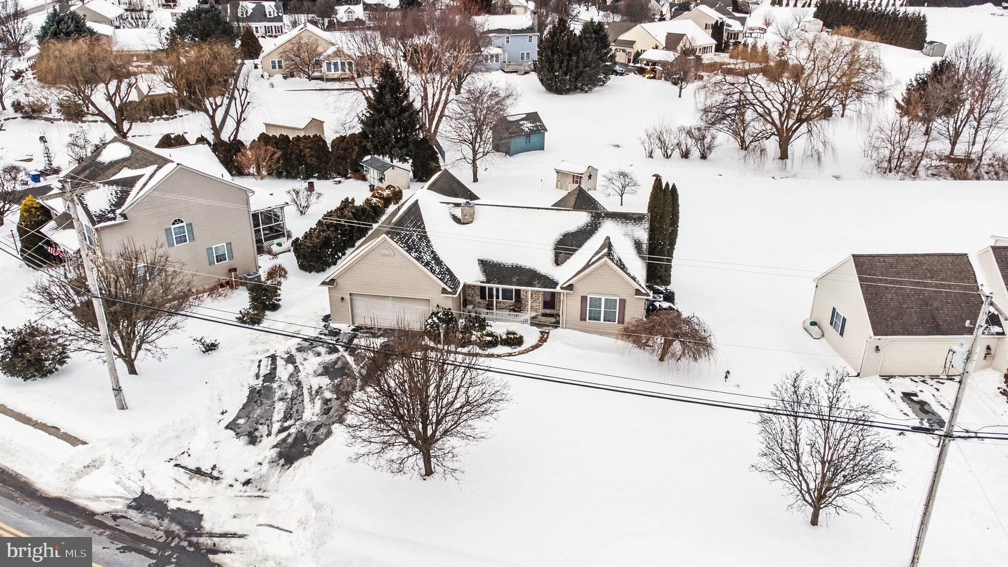 EAST EARL TWP - Residential