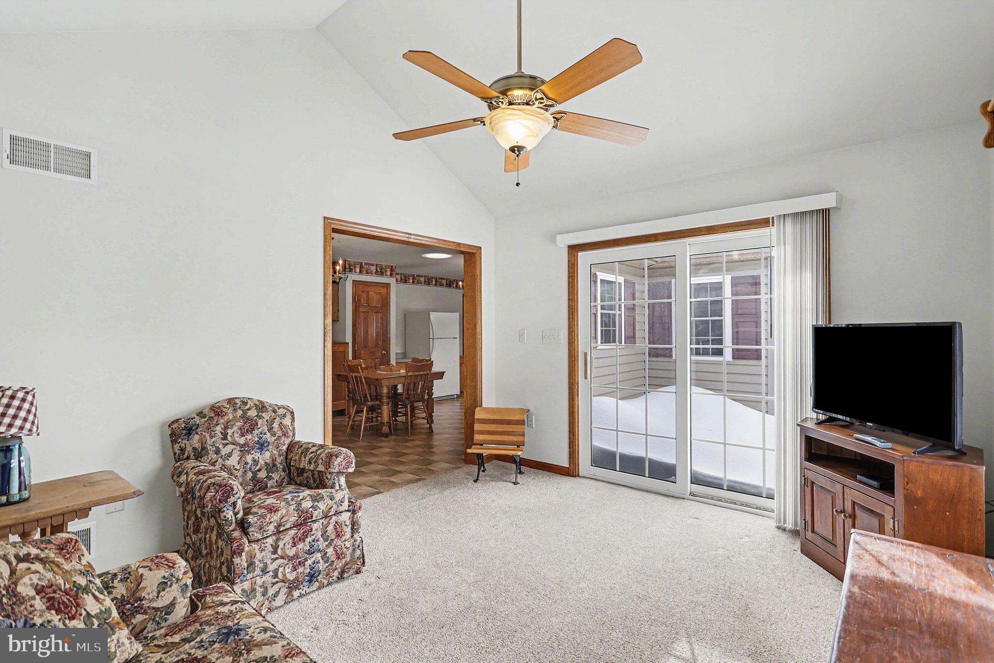 EAST EARL TWP - Residential