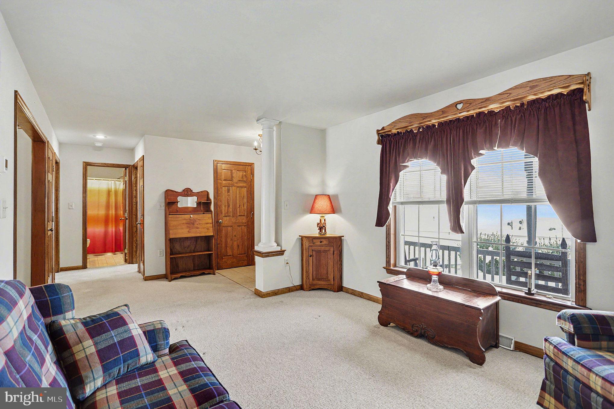 EAST EARL TWP - Residential