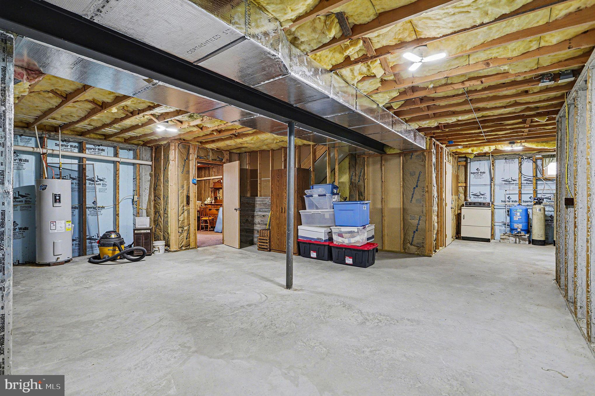 EAST EARL TWP - Residential