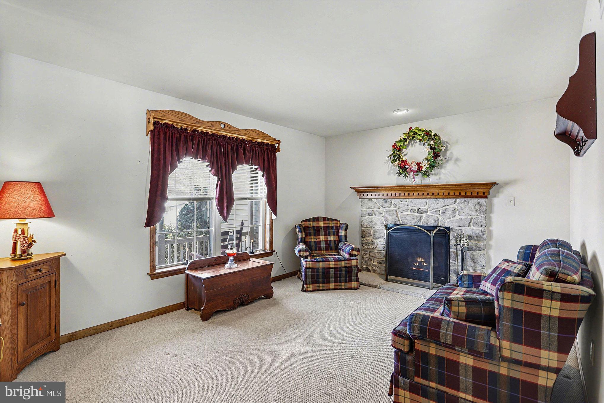 EAST EARL TWP - Residential