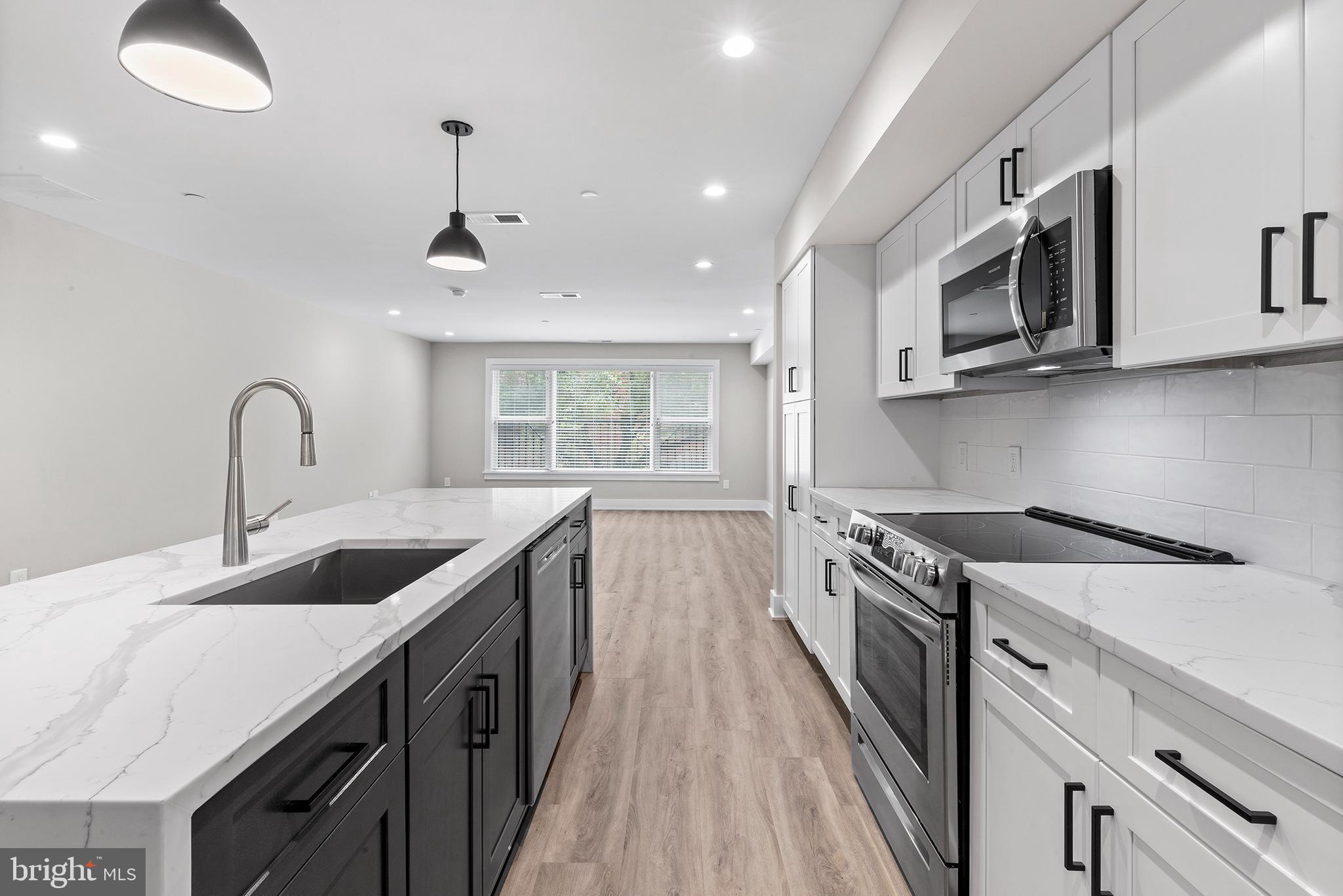 FITLER SQUARE - Residential Lease