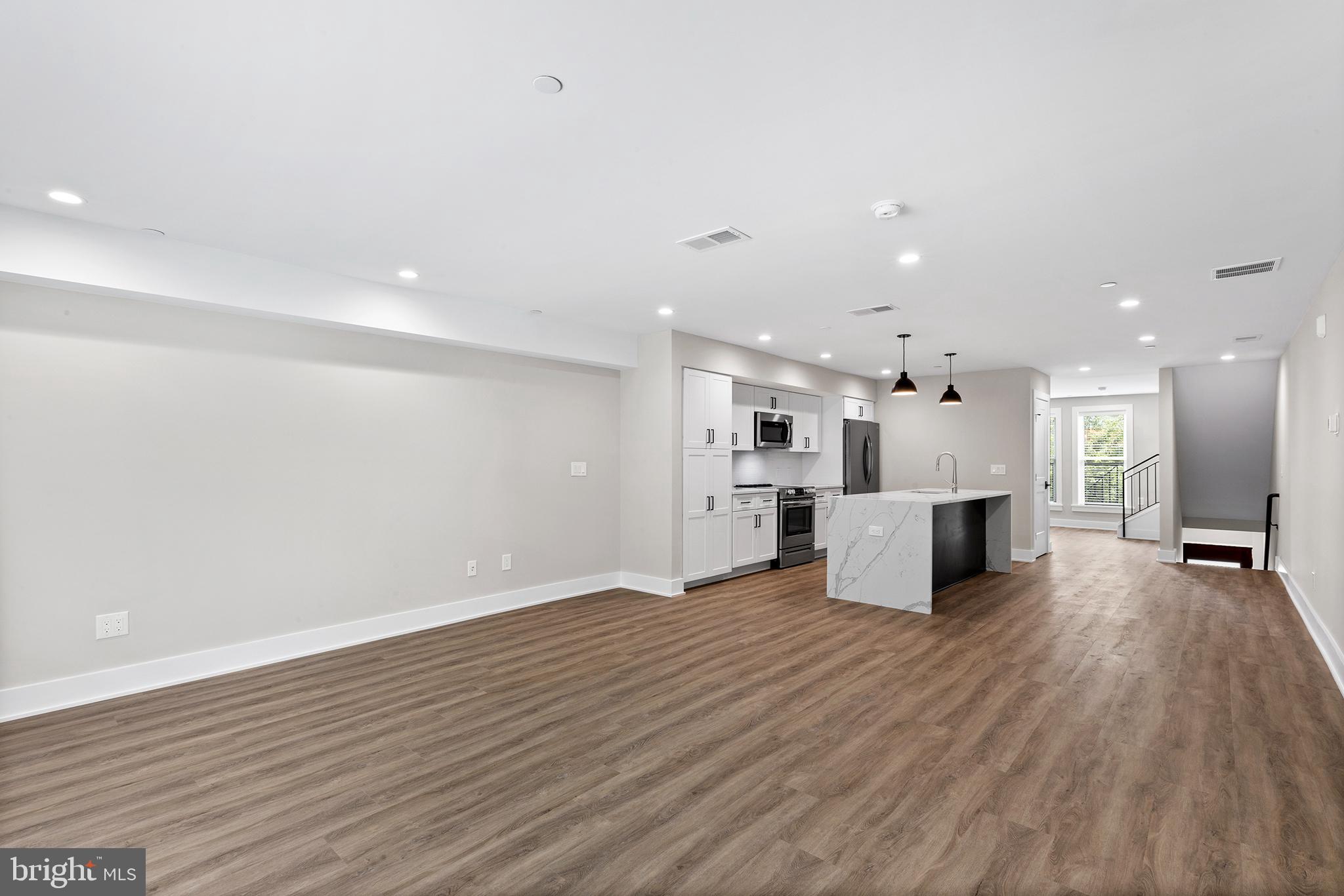 FITLER SQUARE - Residential Lease