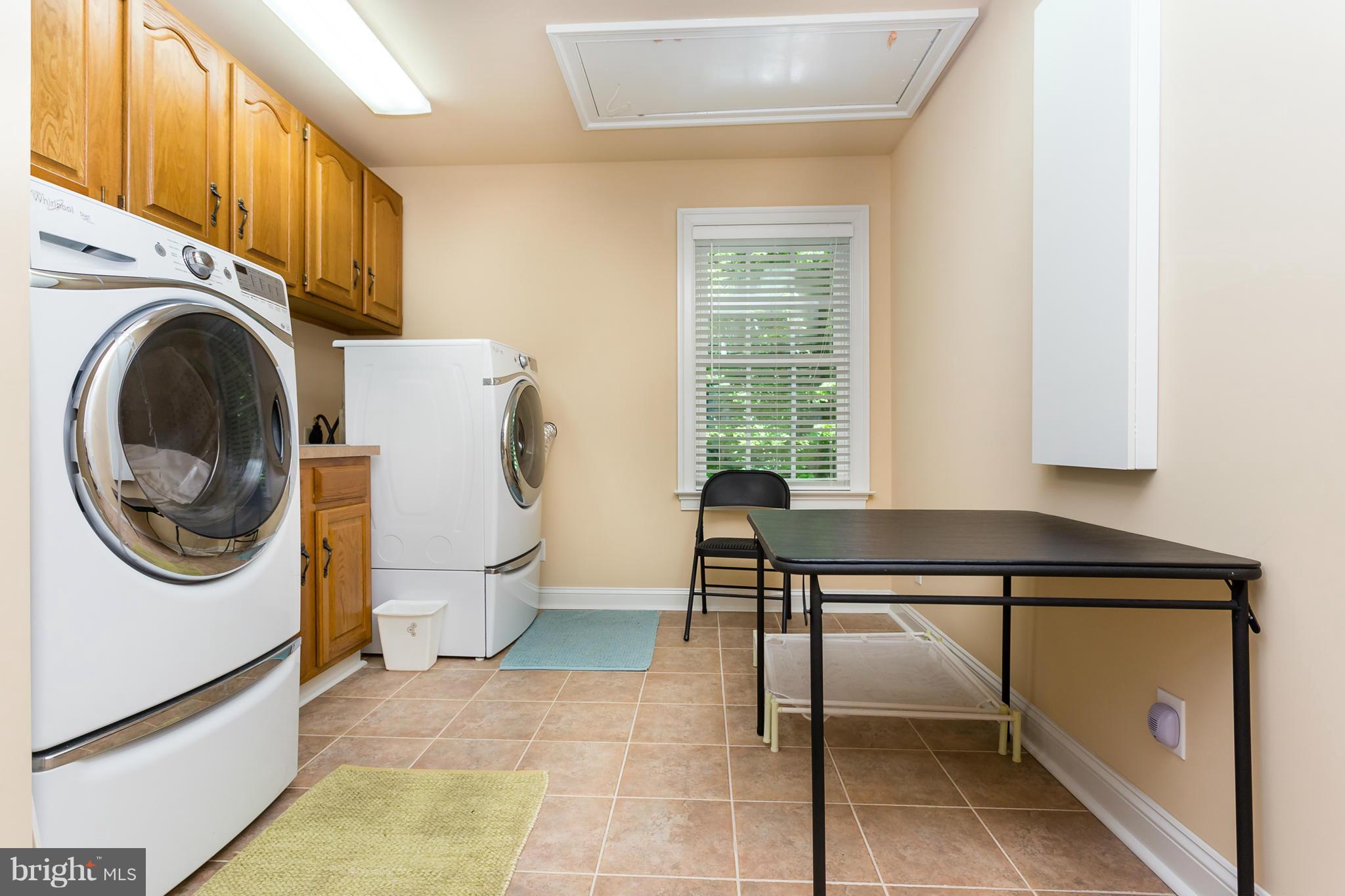 BLOOMSBURY - Residential