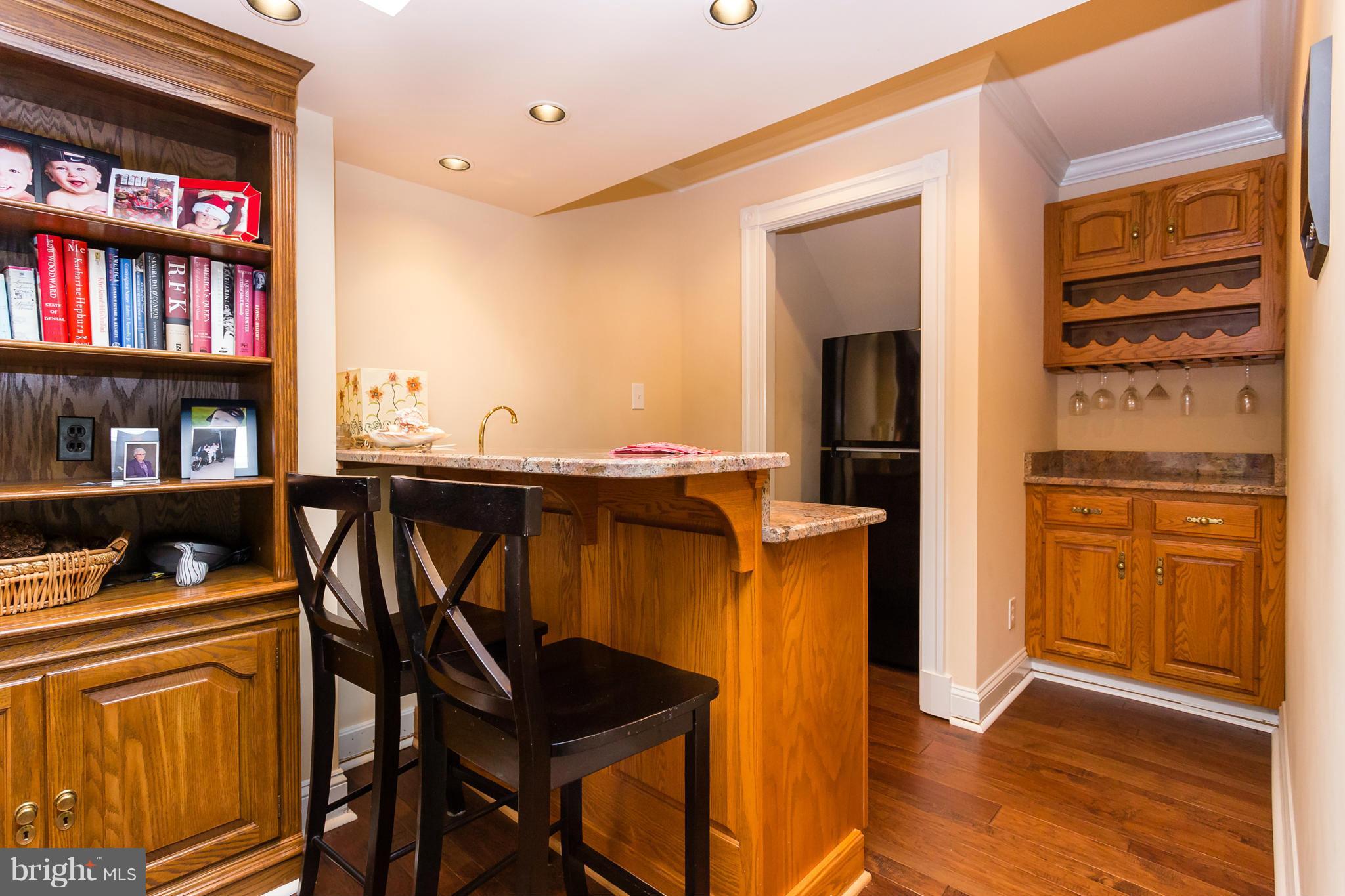 BLOOMSBURY - Residential