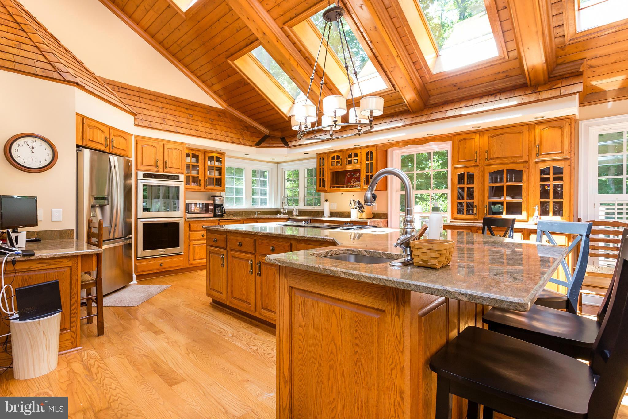 BLOOMSBURY - Residential