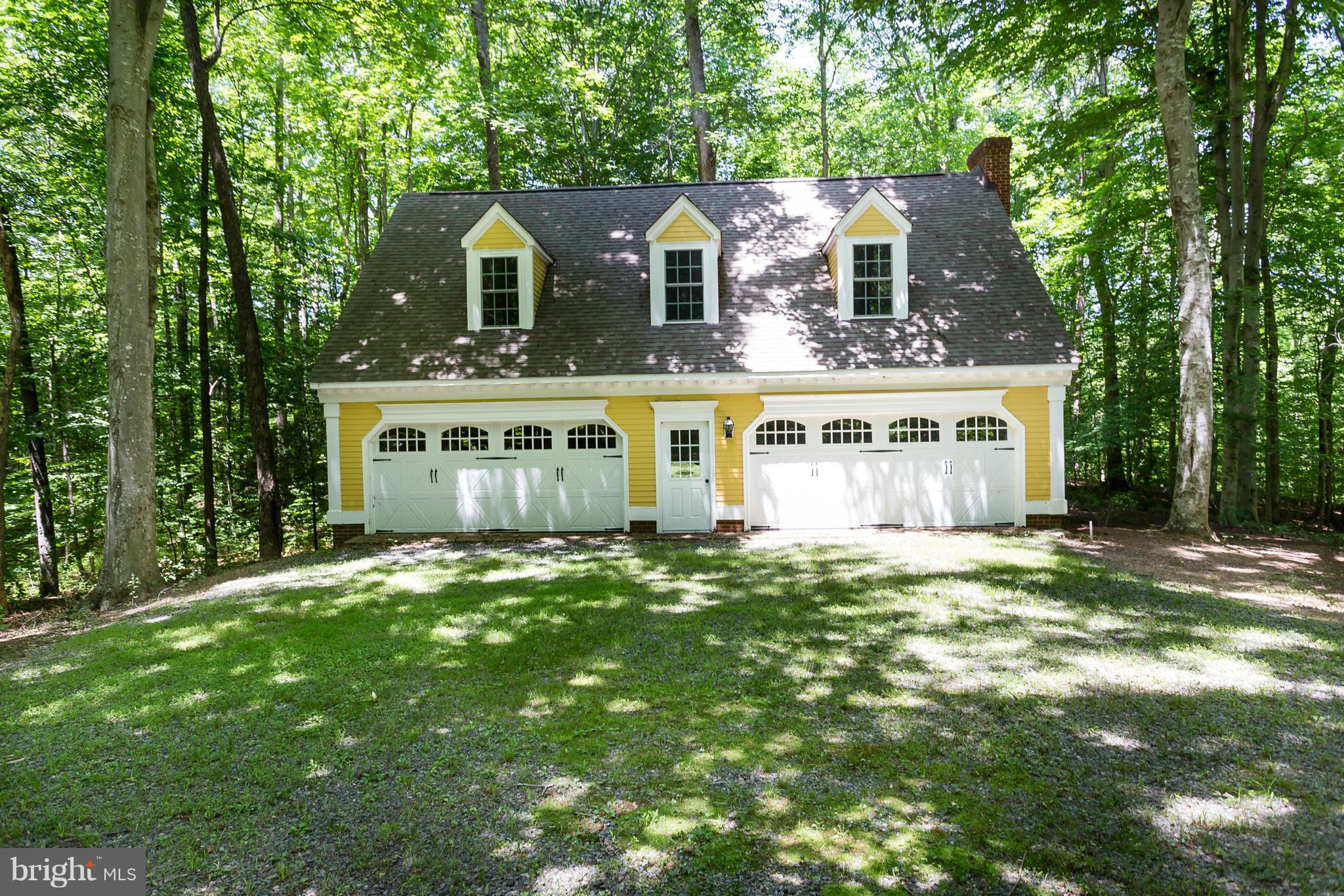 BLOOMSBURY - Residential