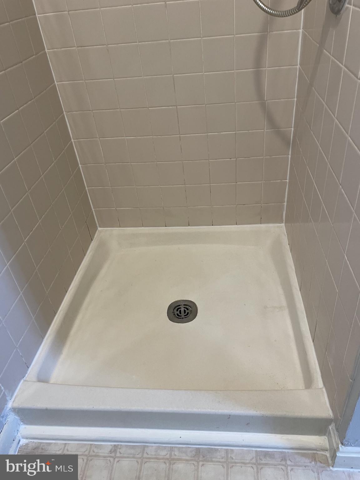 WAVERLY VILLAGE - Residential Lease