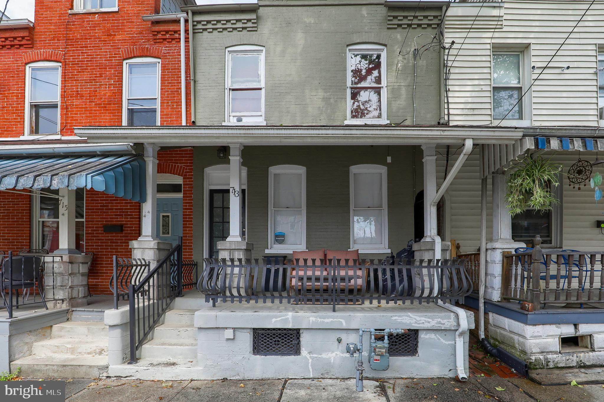 STADIUM DISTRICT - Residential