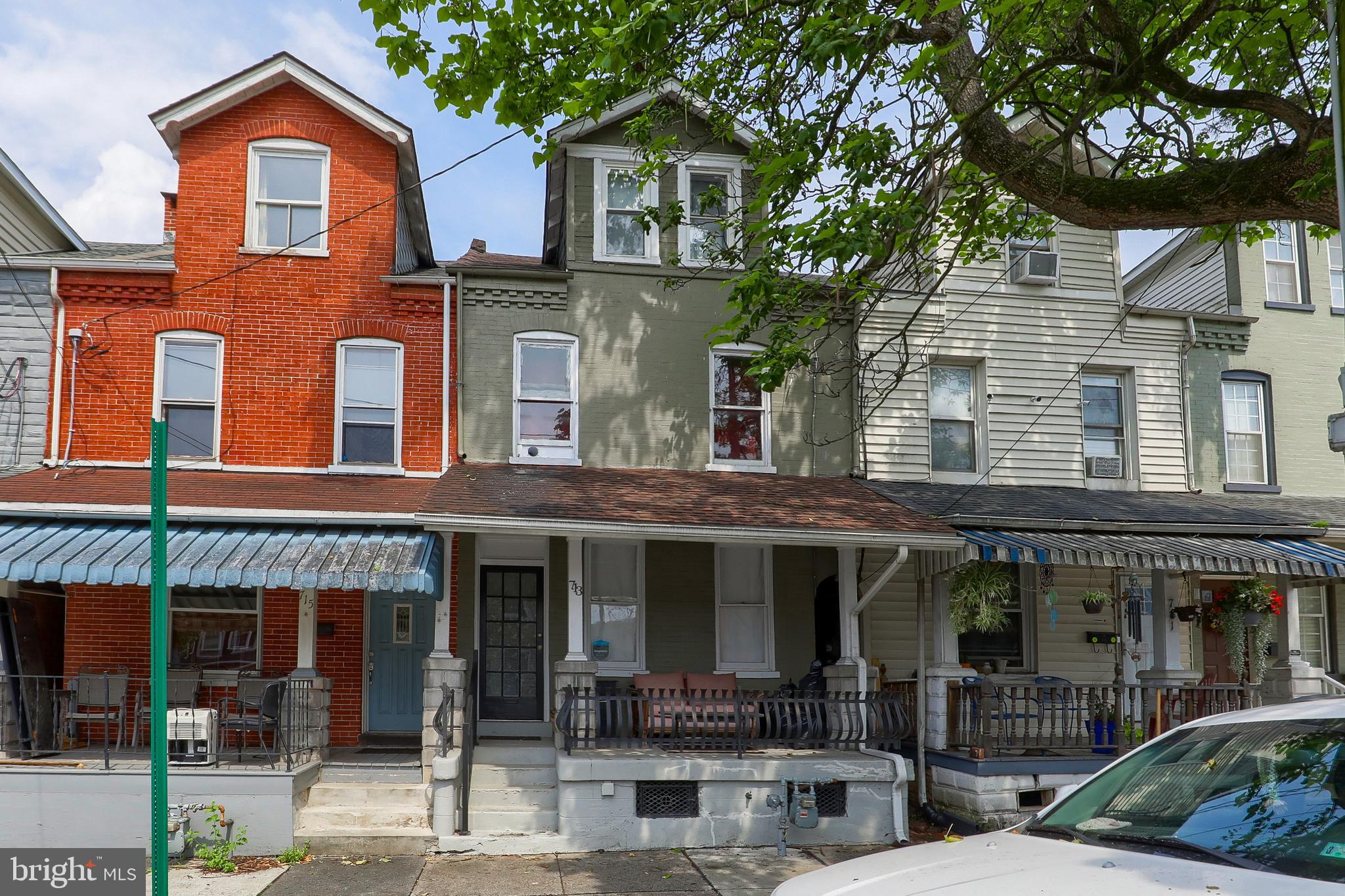 STADIUM DISTRICT - Residential