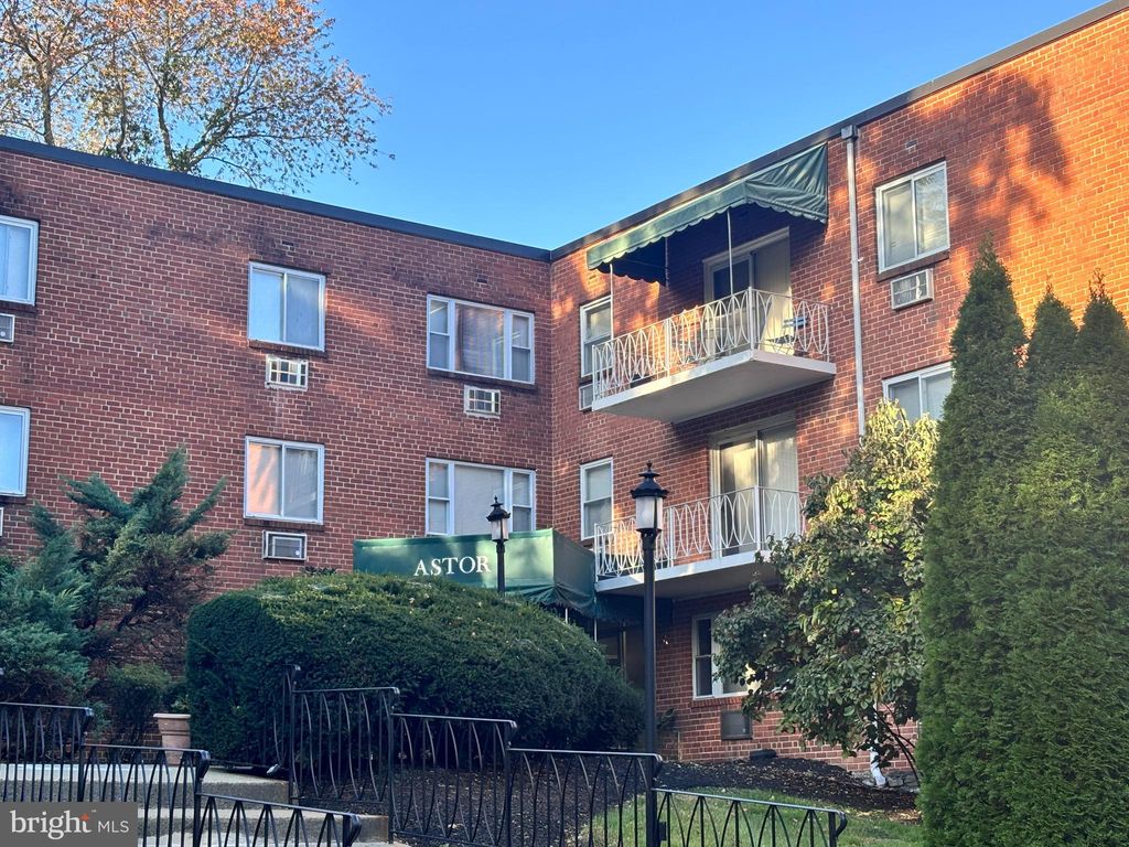 Photo of 1600 Church Road #A-211, WYNCOTE, PA 19095 (MLS # PAMC2159576)