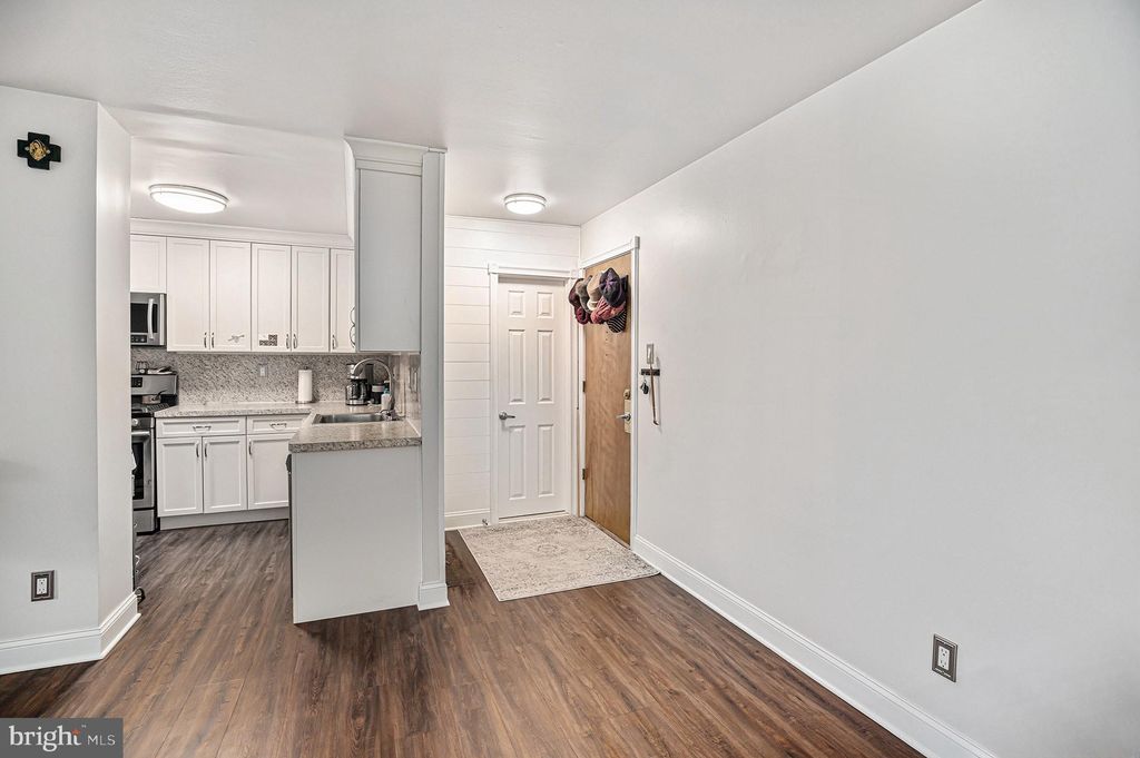 Photo of 1600 Church Road #A-211, WYNCOTE, PA 19095 (MLS # PAMC2159576)