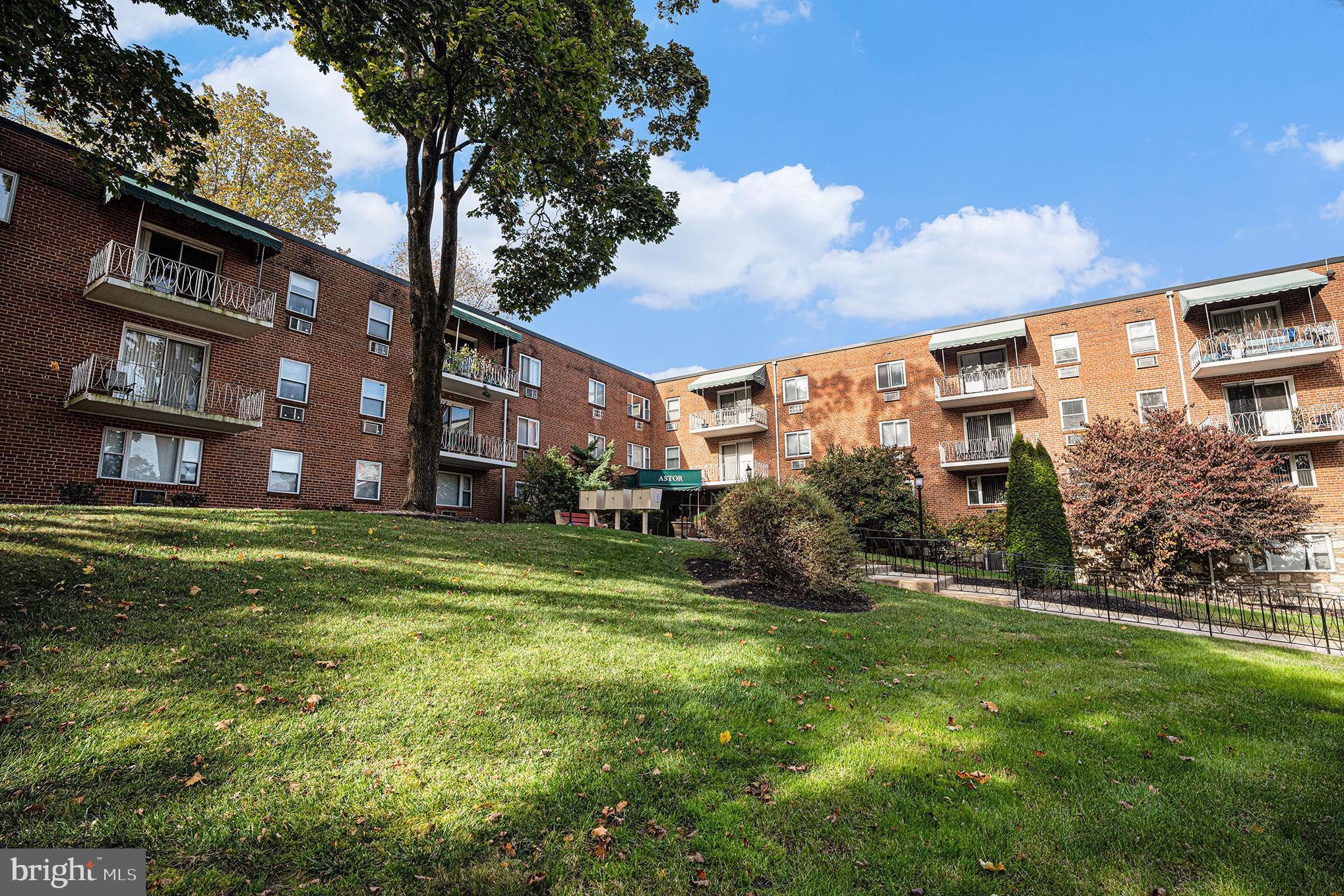 CHELTENHAM VIL - Residential