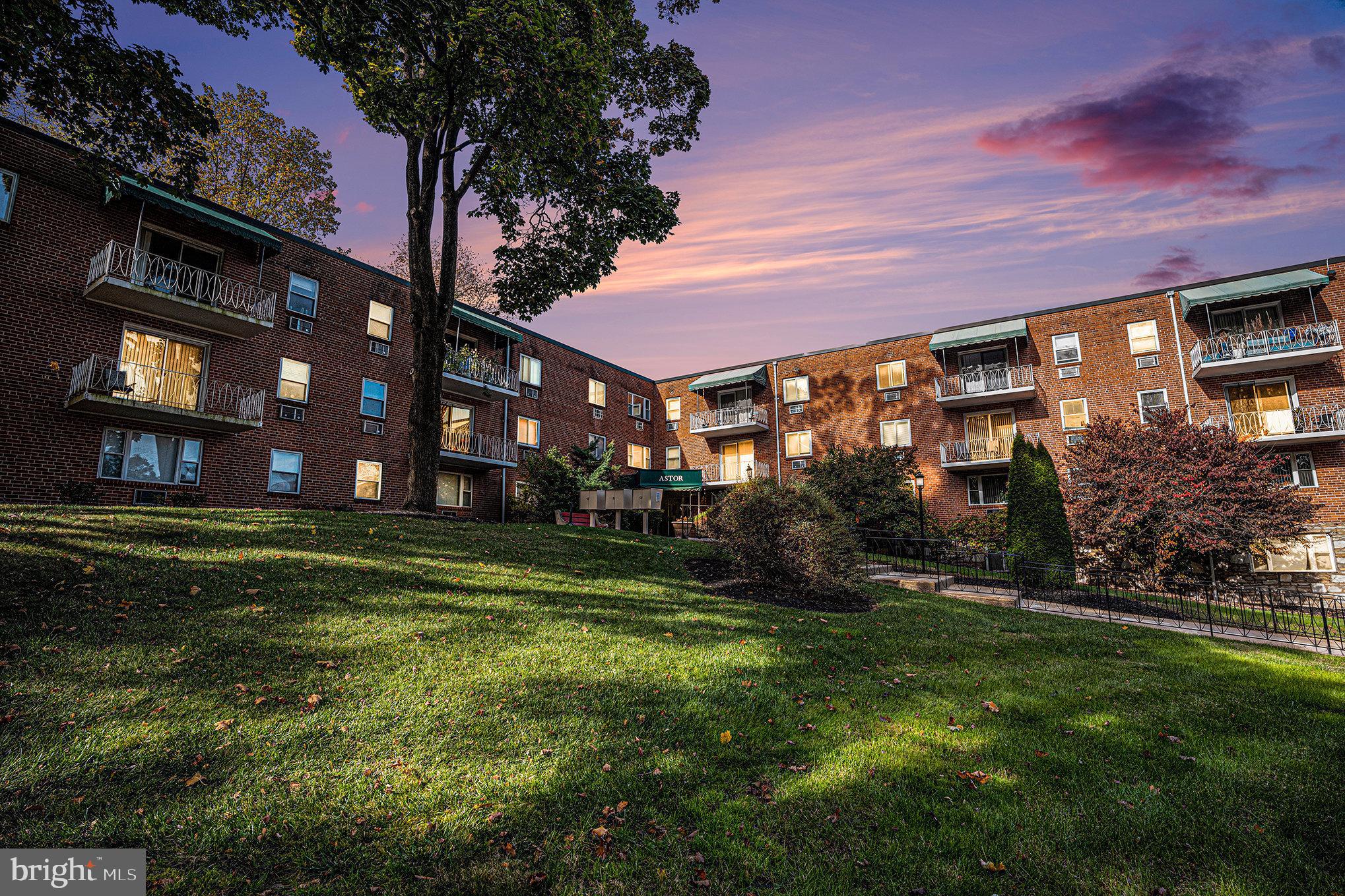 CHELTENHAM VIL - Residential