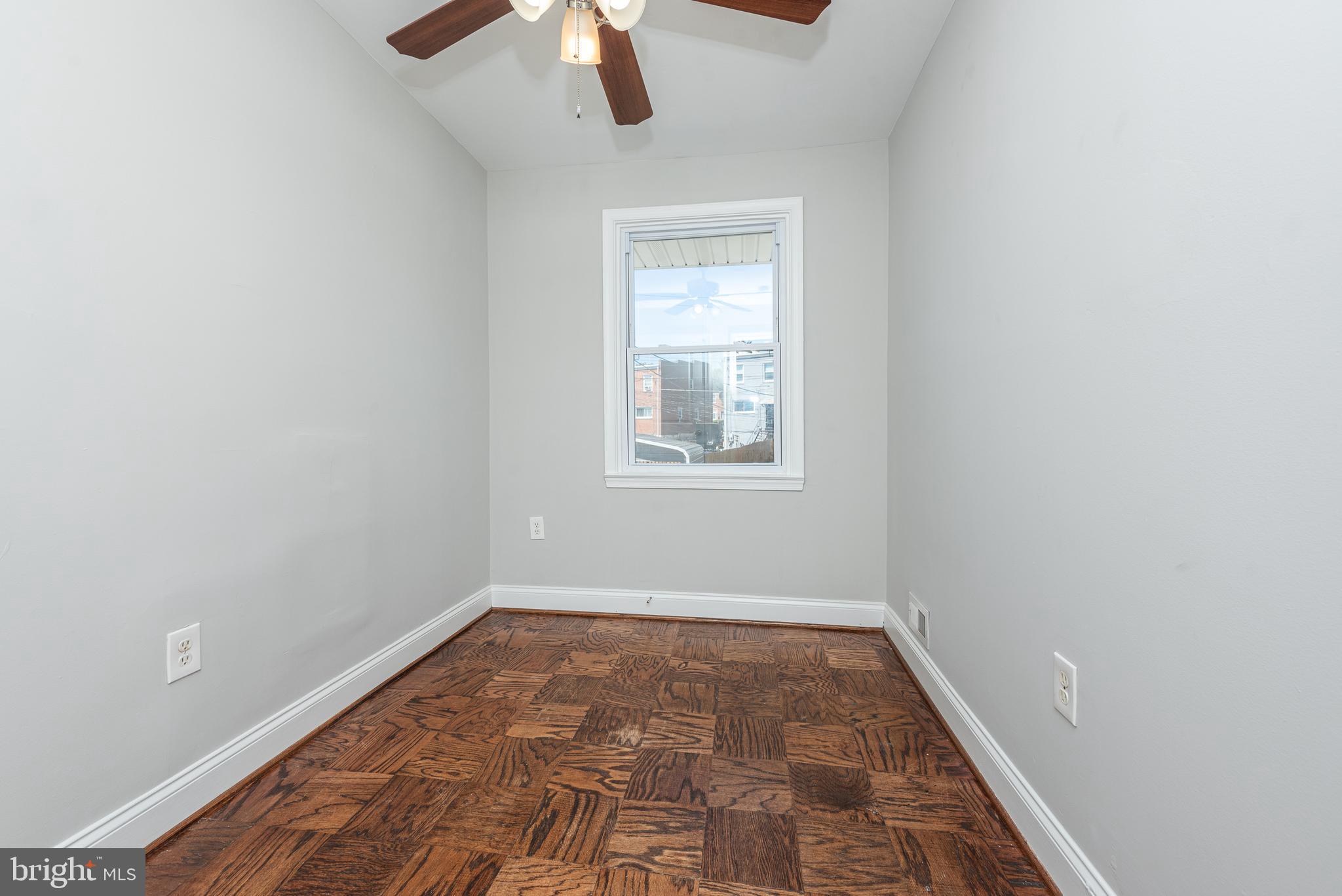 FRANKFORD - Residential